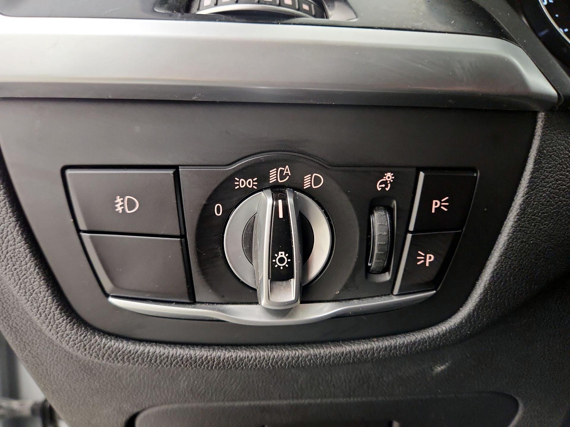 Thumbnail: 2019 BMW X3 - 13