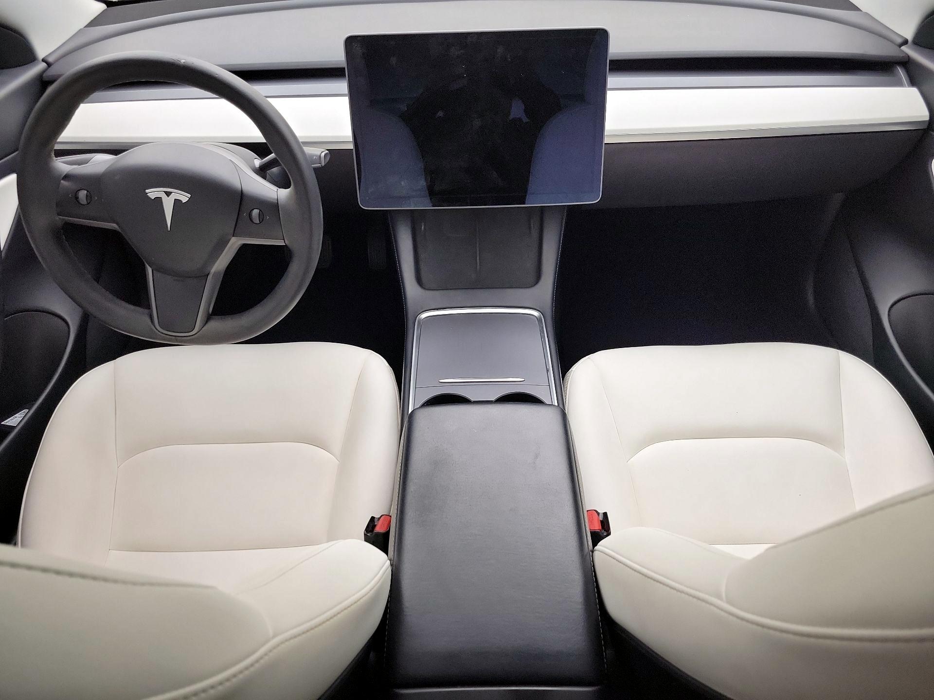 Thumbnail: 2021 Tesla Model 3 - 9