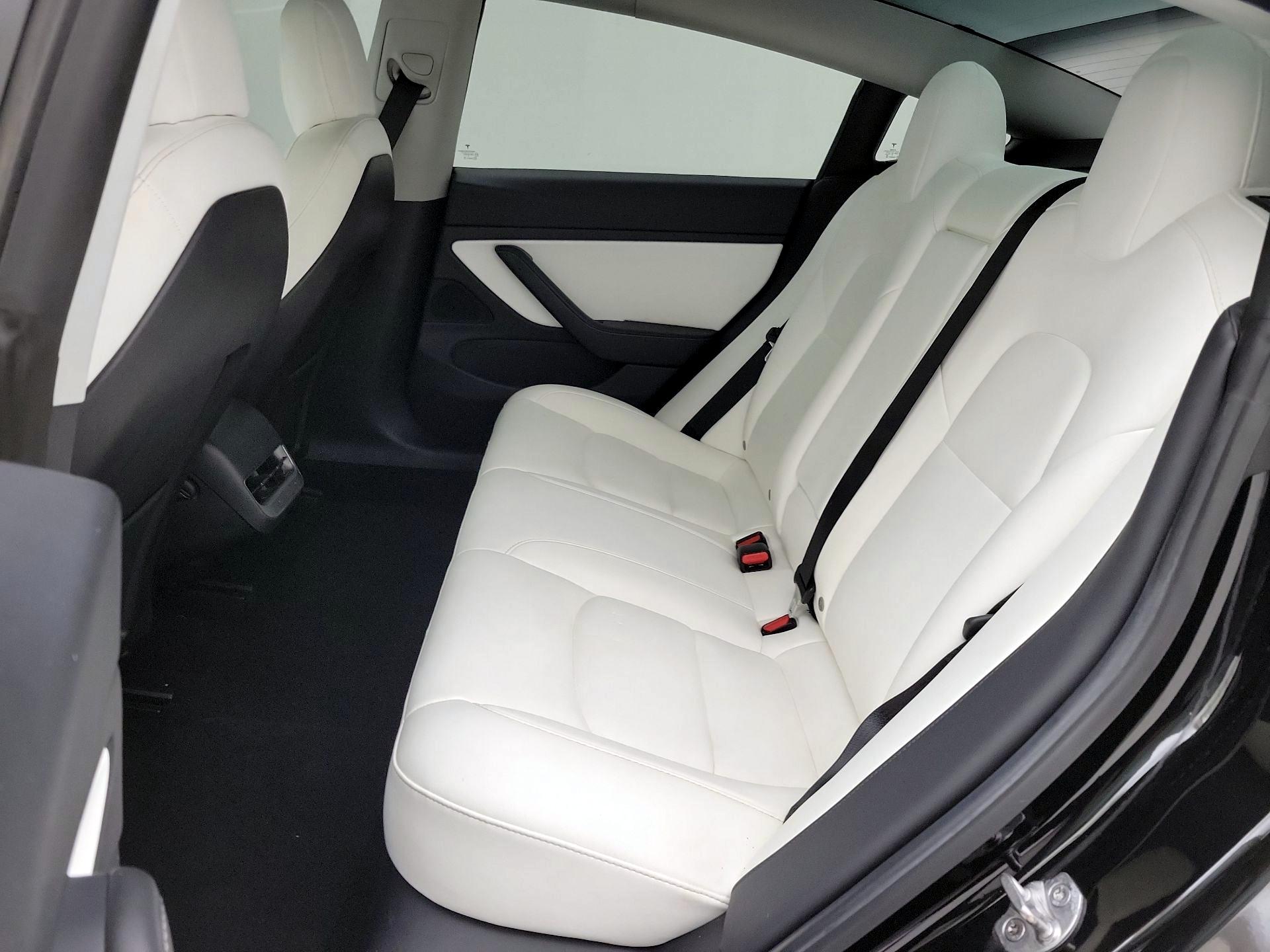 Thumbnail: 2021 Tesla Model 3 - 20