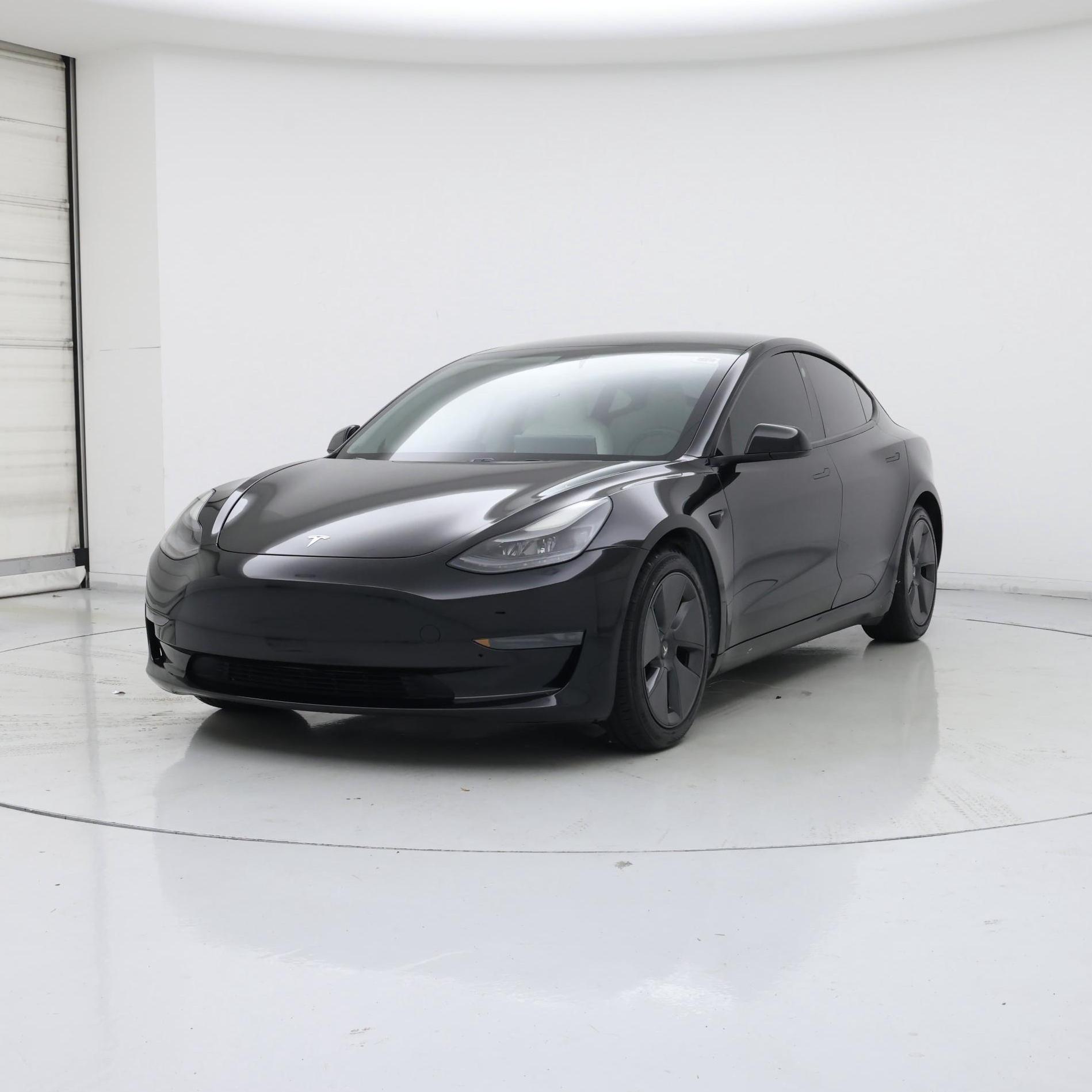 Thumbnail: 2021 Tesla Model 3 - 4