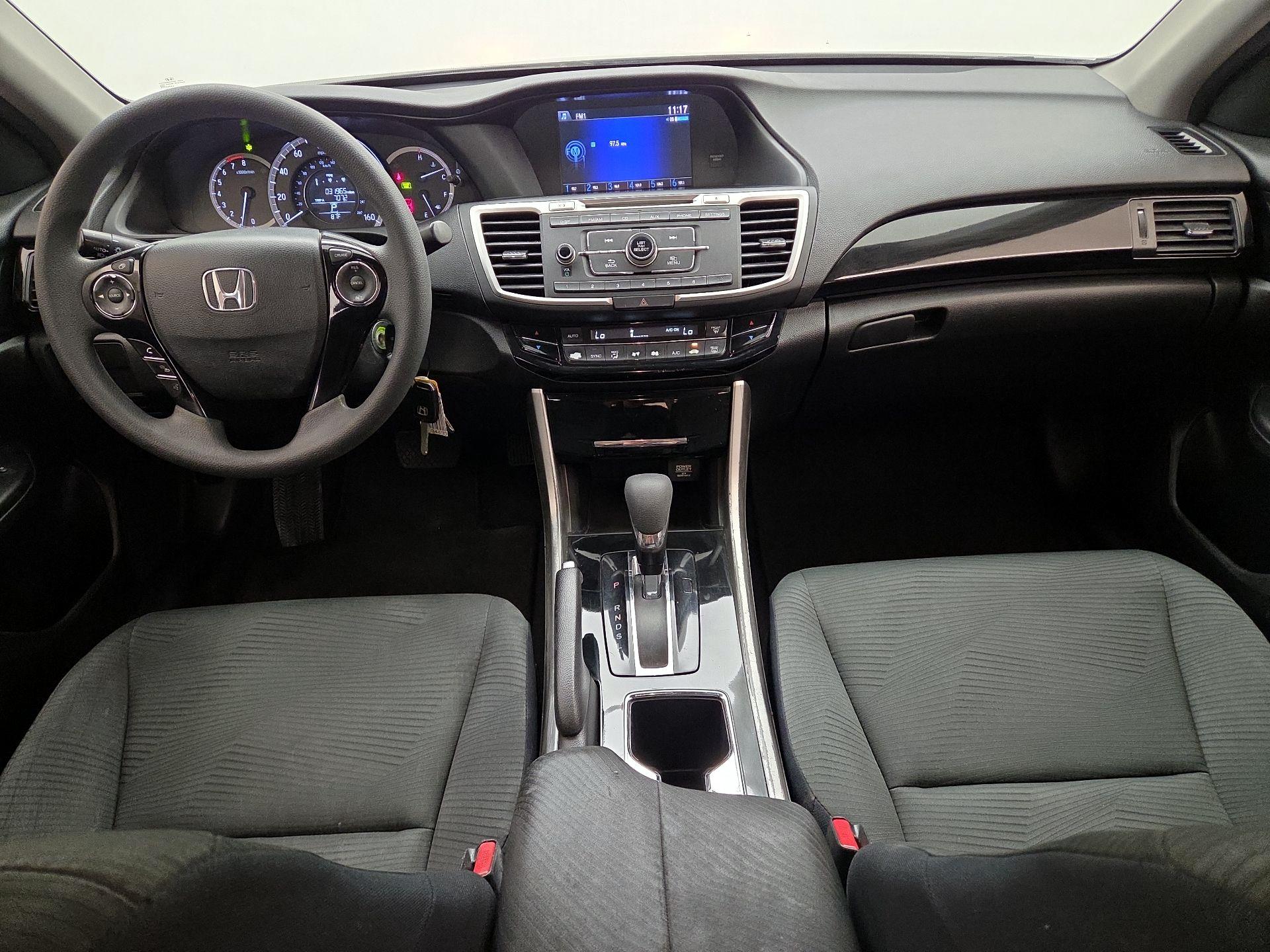 Thumbnail: 2017 Honda Accord - 9