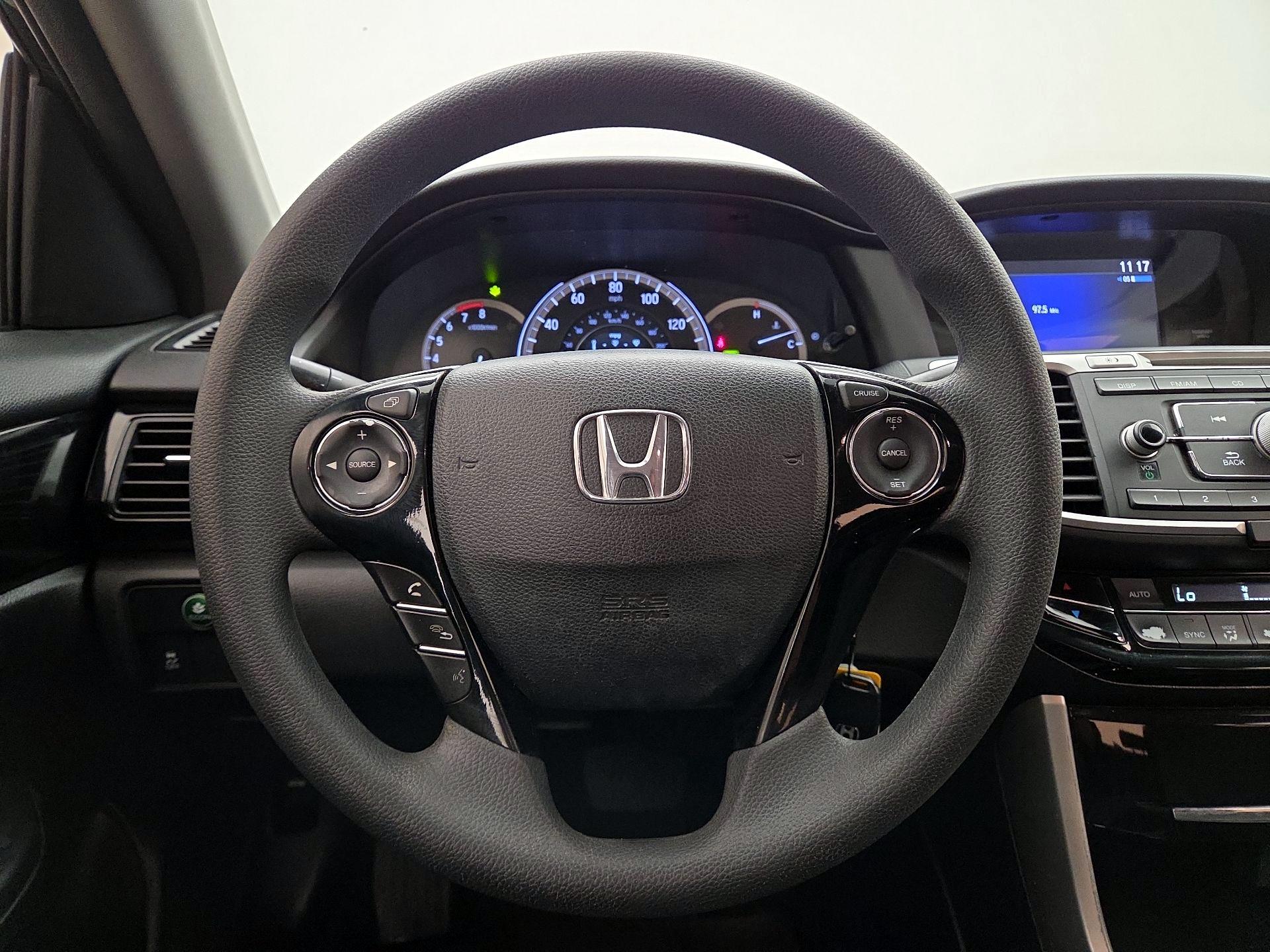 Thumbnail: 2017 Honda Accord - 10