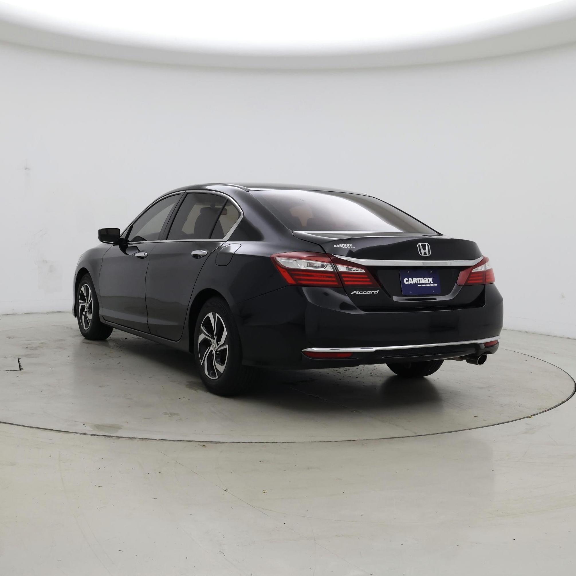 Thumbnail: 2017 Honda Accord - 2