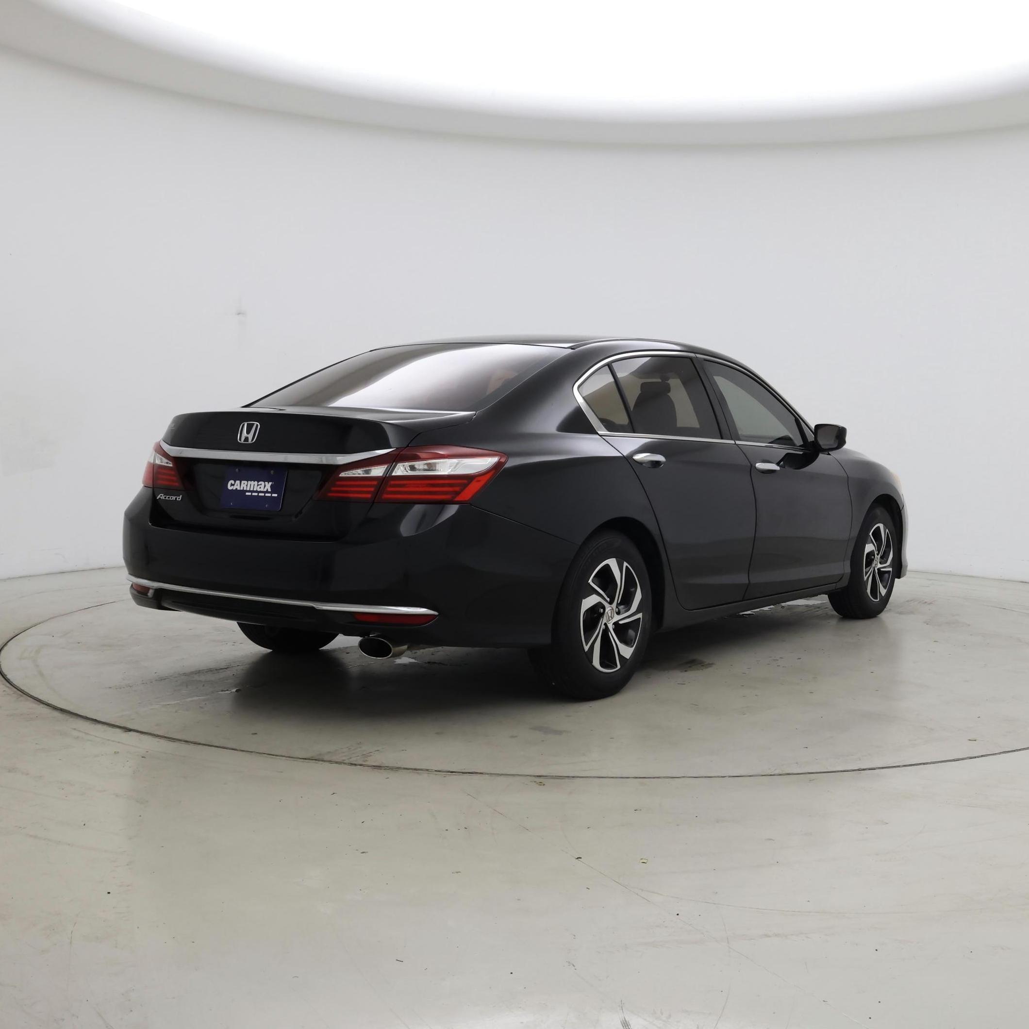Thumbnail: 2017 Honda Accord - 8