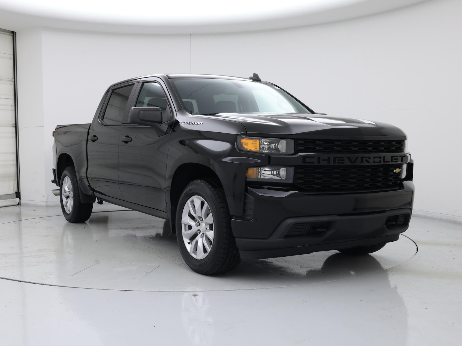 2020 Chevrolet Silverado 1500 Custom - Photo 2