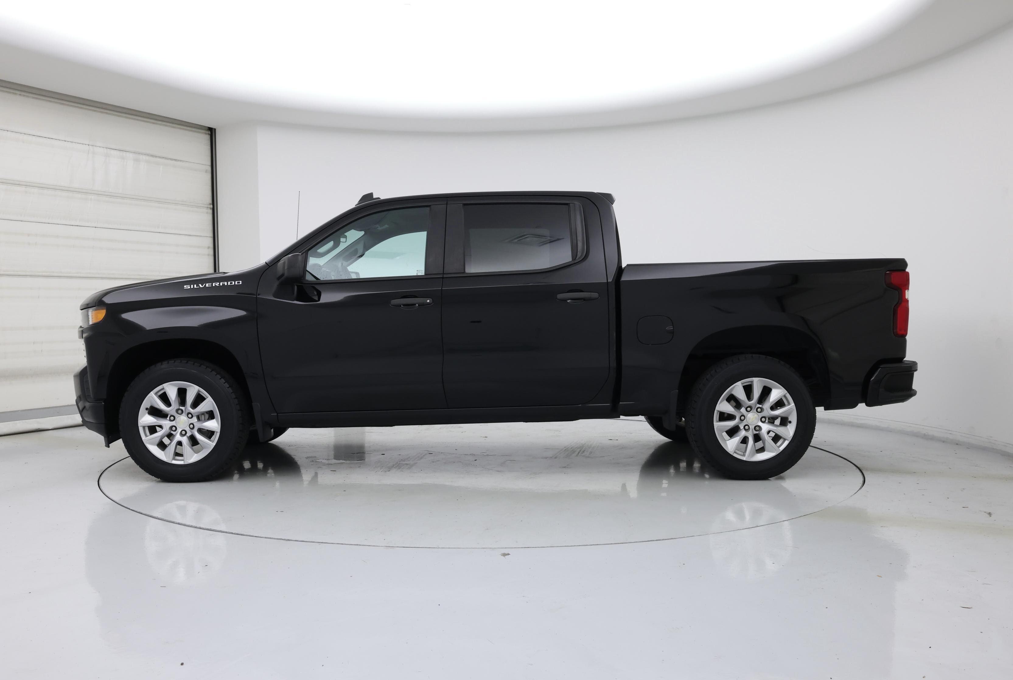 Thumbnail: 2020 Chevrolet Silverado 1500 - 3