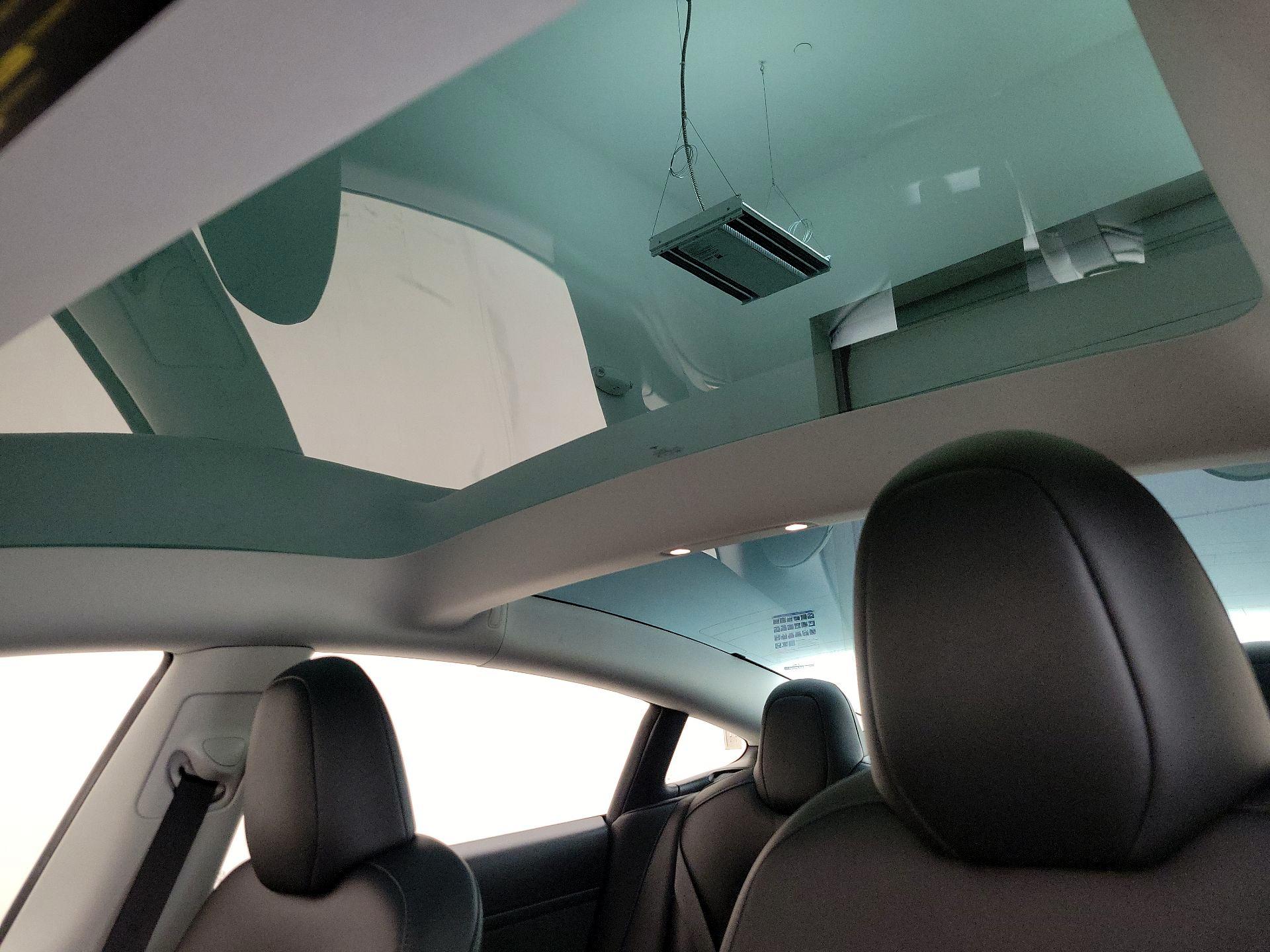 Thumbnail: 2023 Tesla Model 3 - 19
