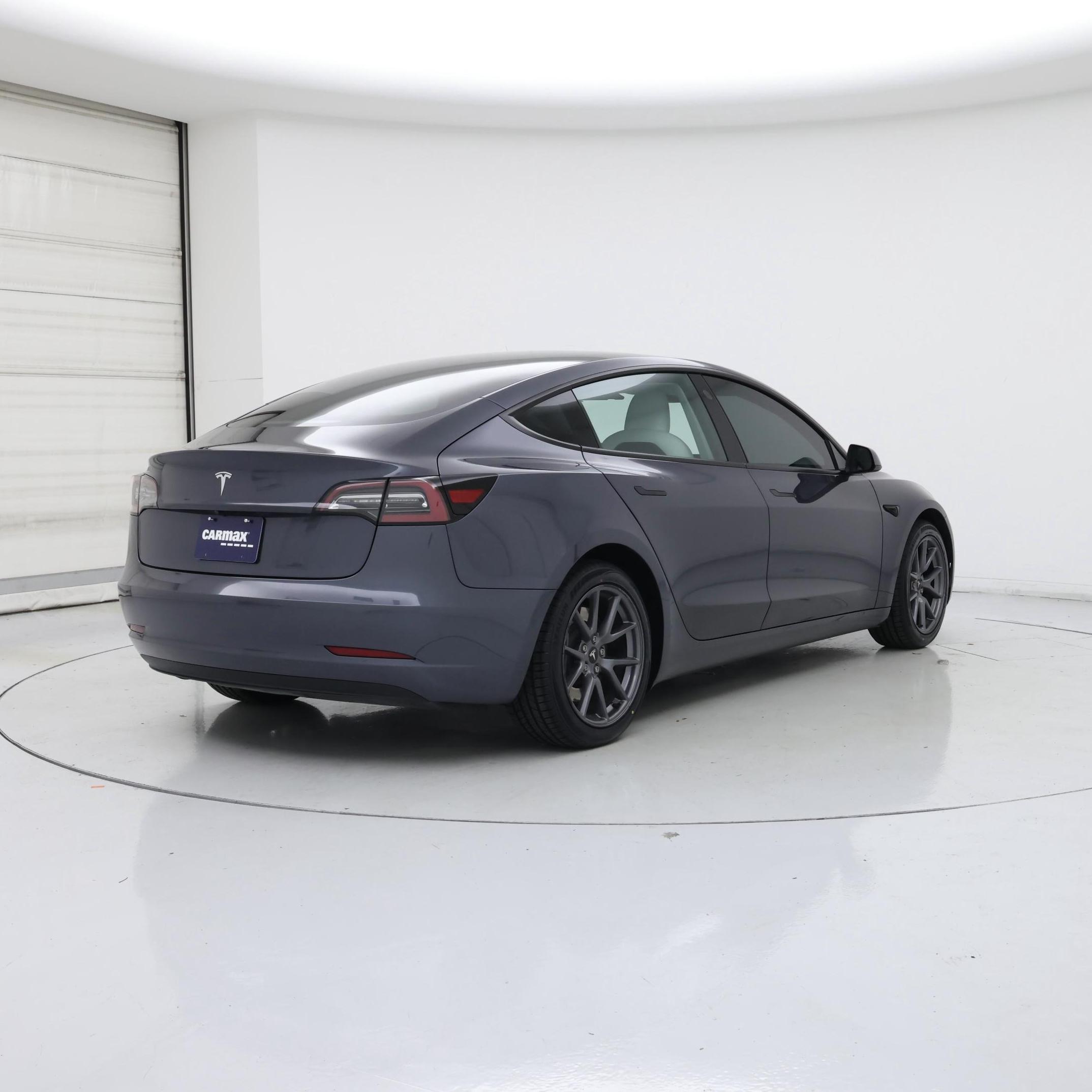 Thumbnail: 2023 Tesla Model 3 - 8