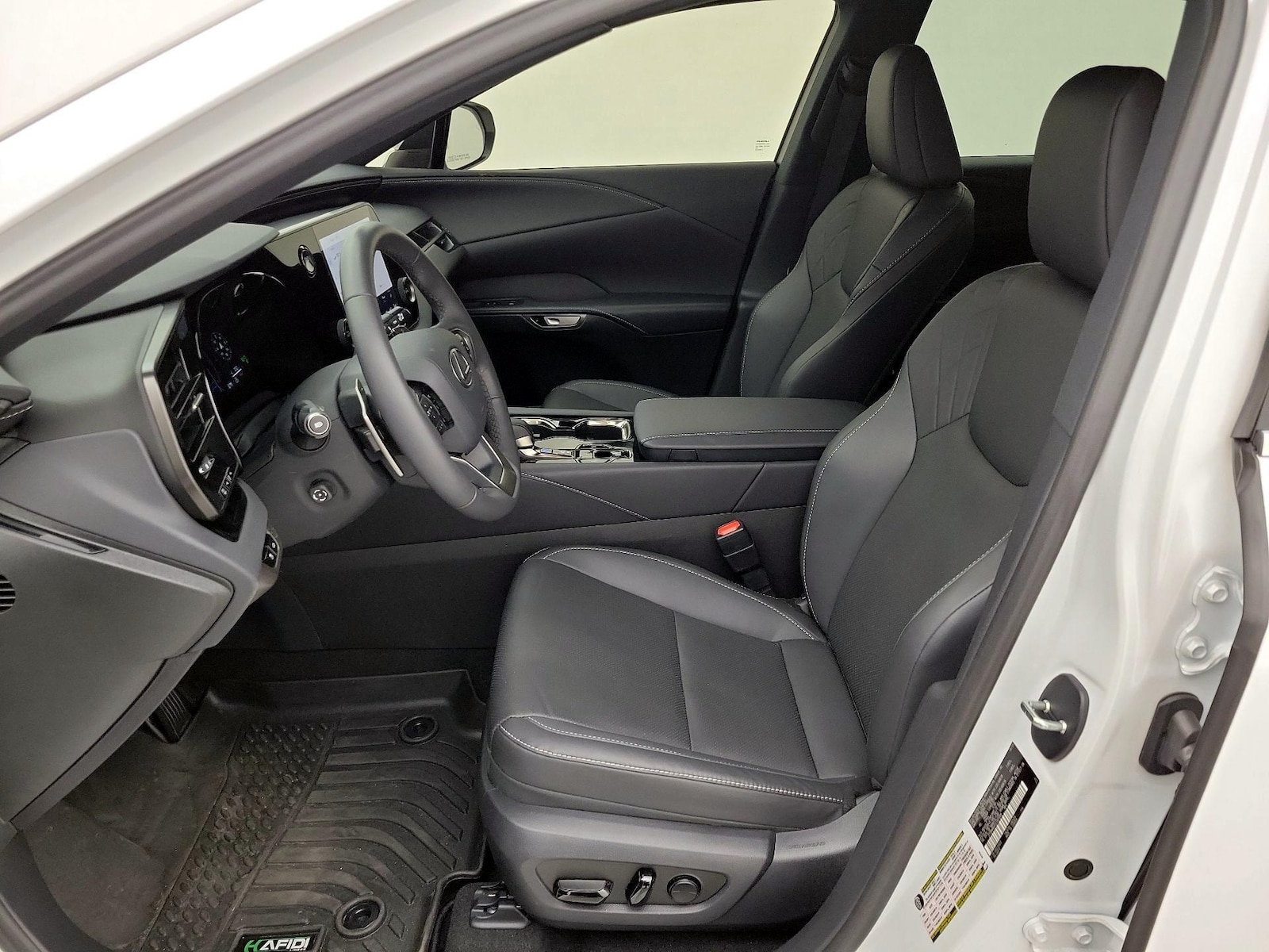2025 Lexus RX 350 - Photo 12