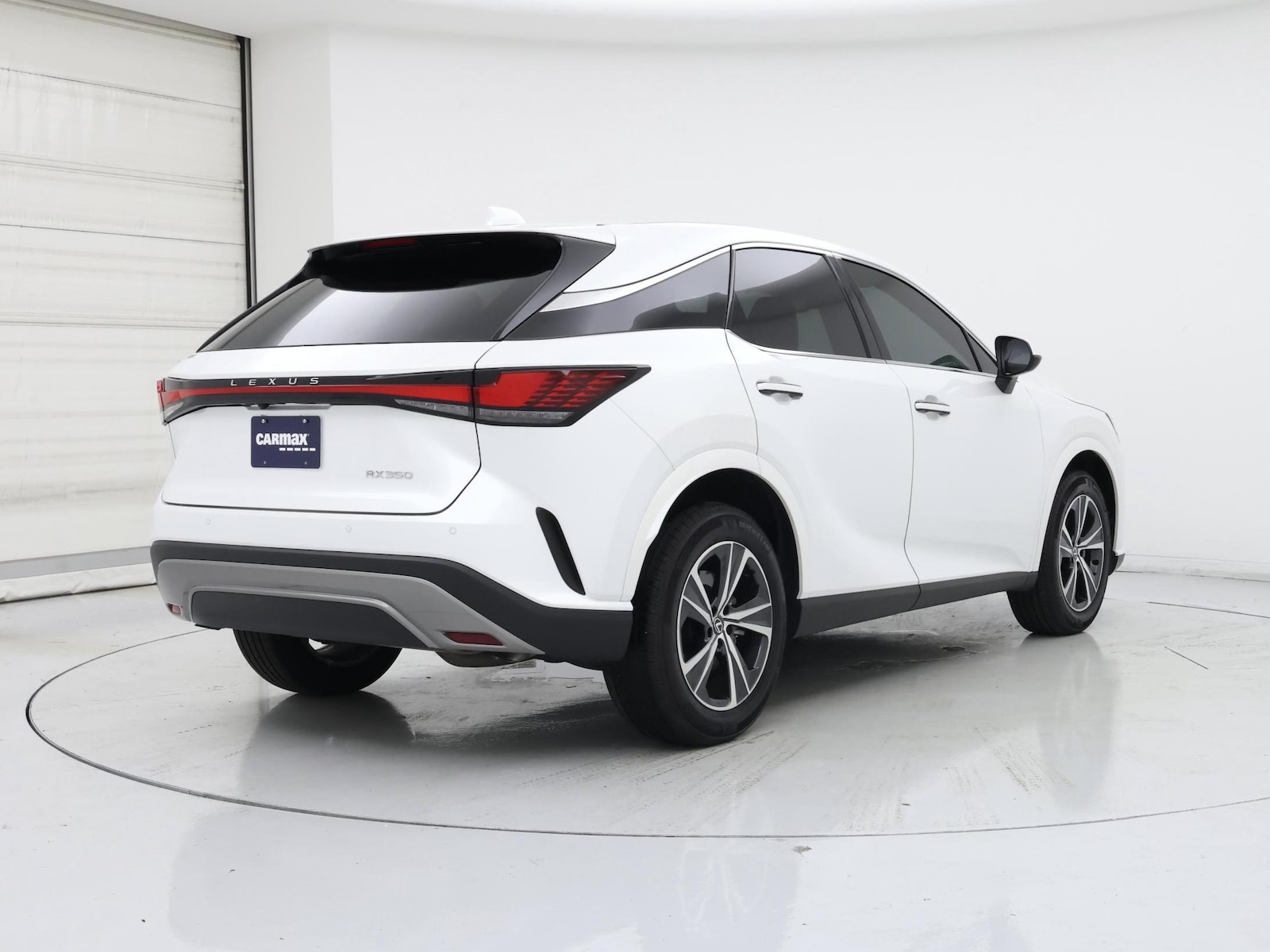 2025 Lexus RX 350 - Photo 9