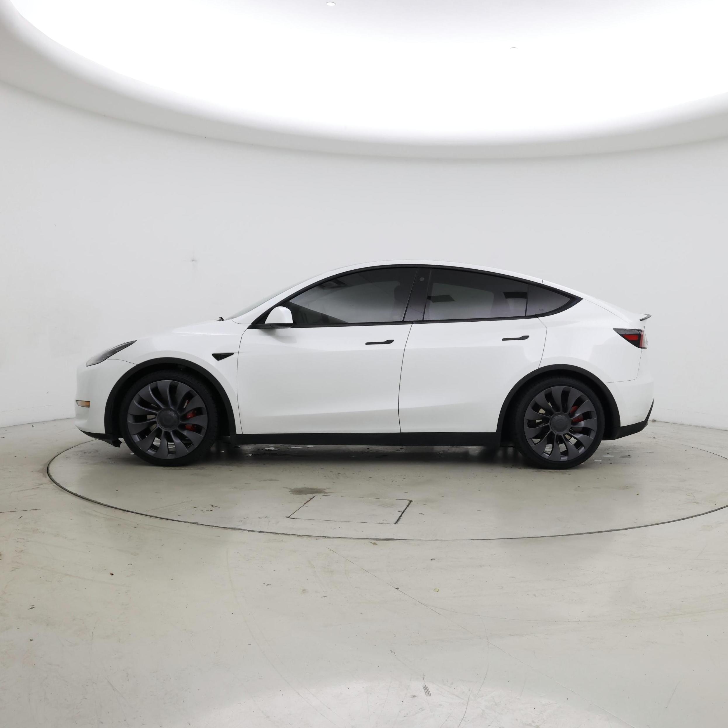 Thumbnail: 2023 Tesla Model Y - 3