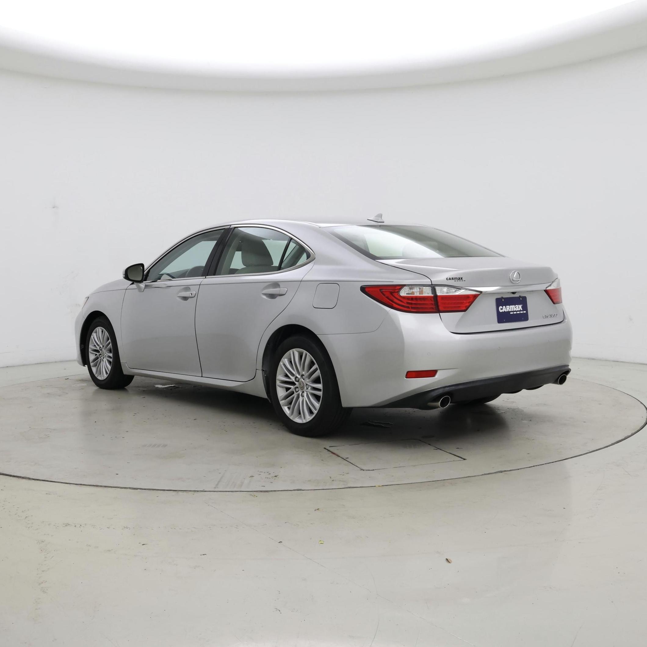 Thumbnail: 2014 Lexus ES - 2