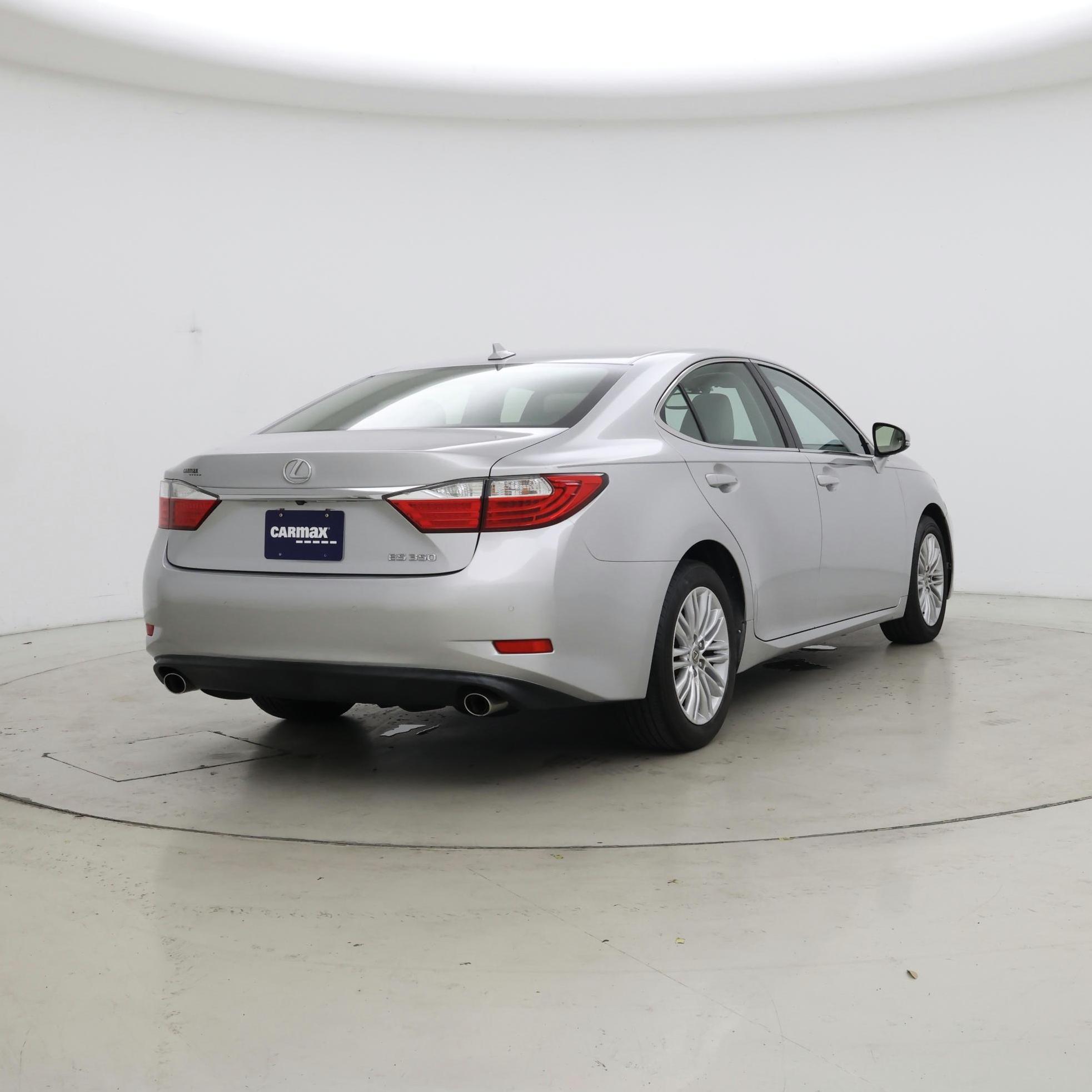 Thumbnail: 2014 Lexus ES - 8