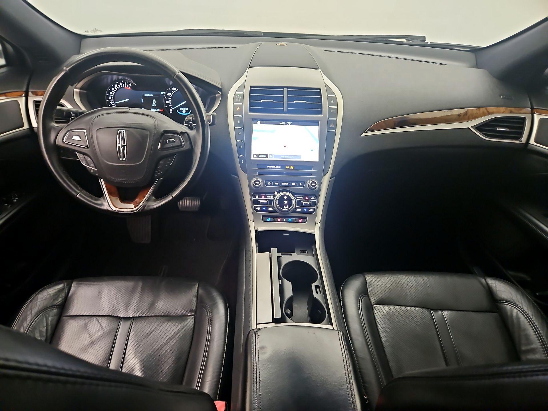 Thumbnail: 2017 Lincoln MKZ - 9