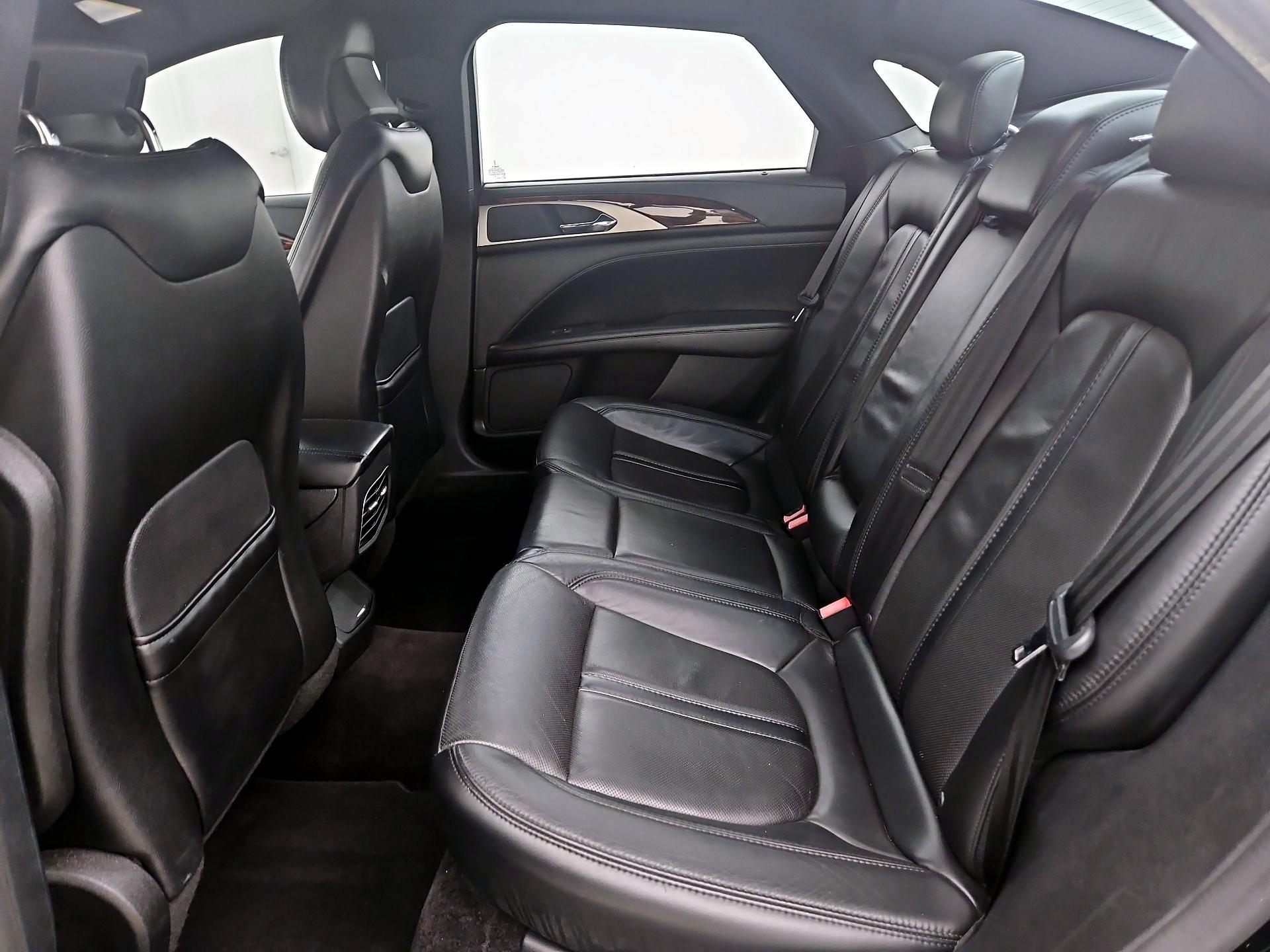Thumbnail: 2017 Lincoln MKZ - 20