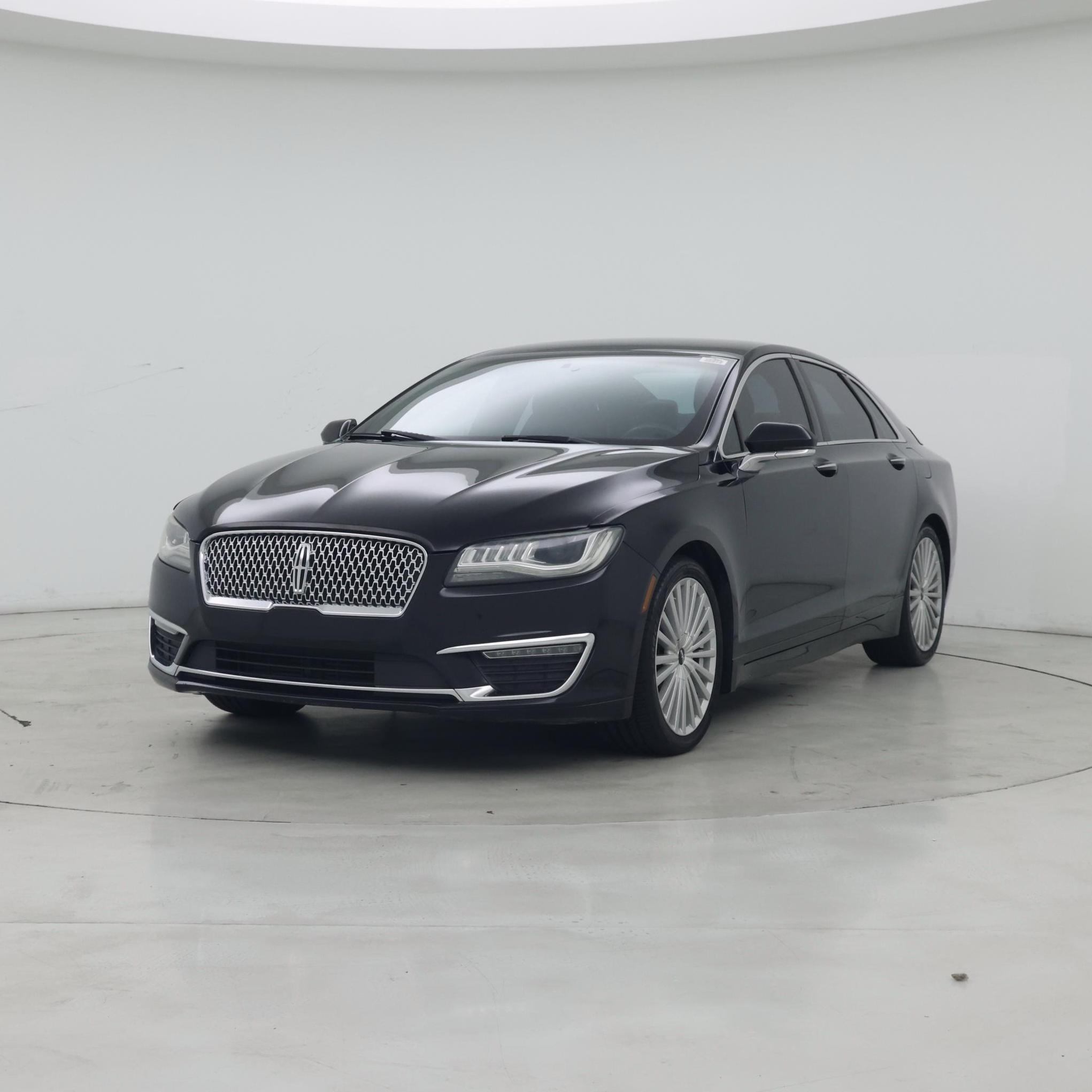 Thumbnail: 2017 Lincoln MKZ - 4