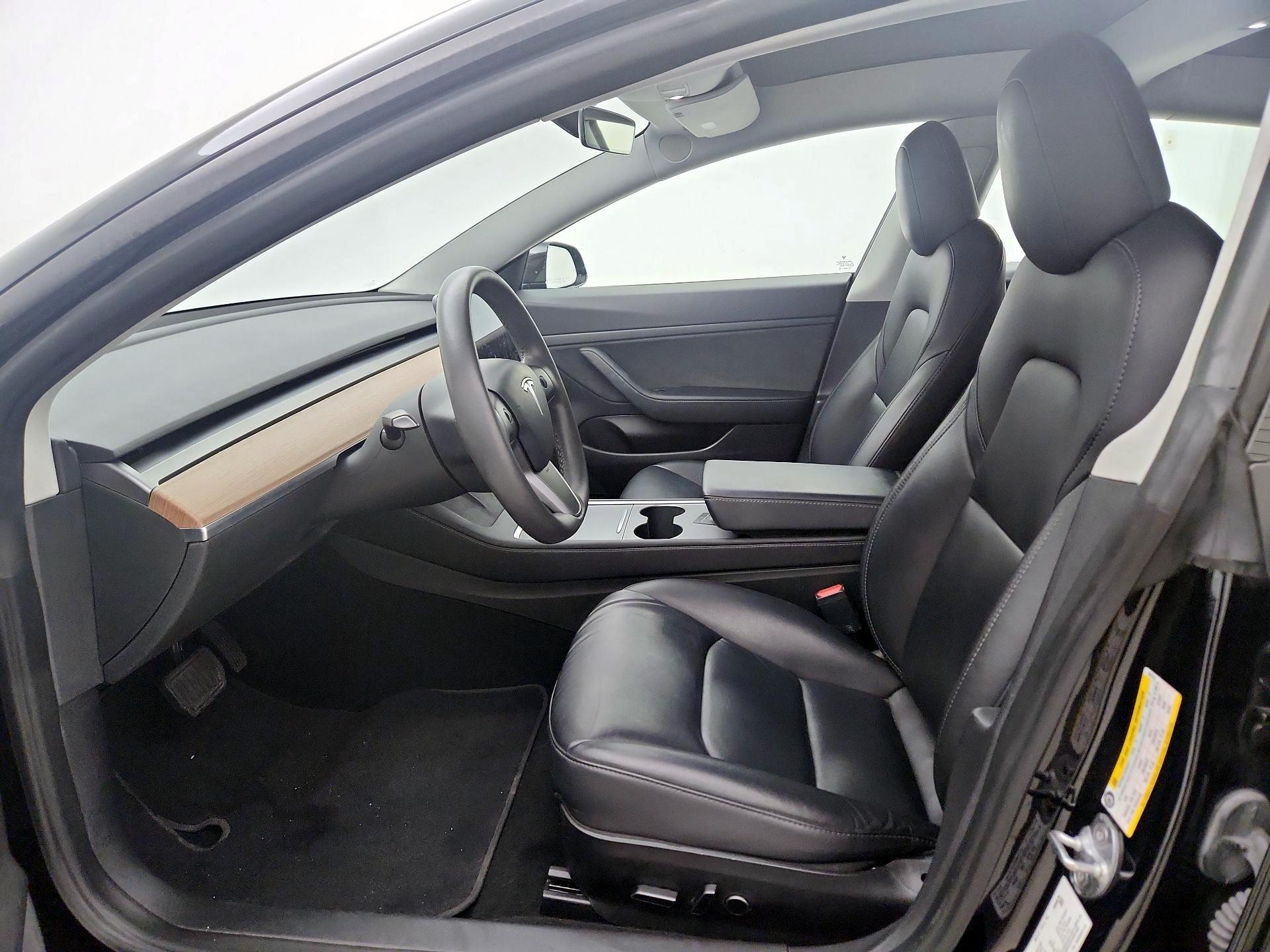 Thumbnail: 2021 Tesla Model 3 - 11