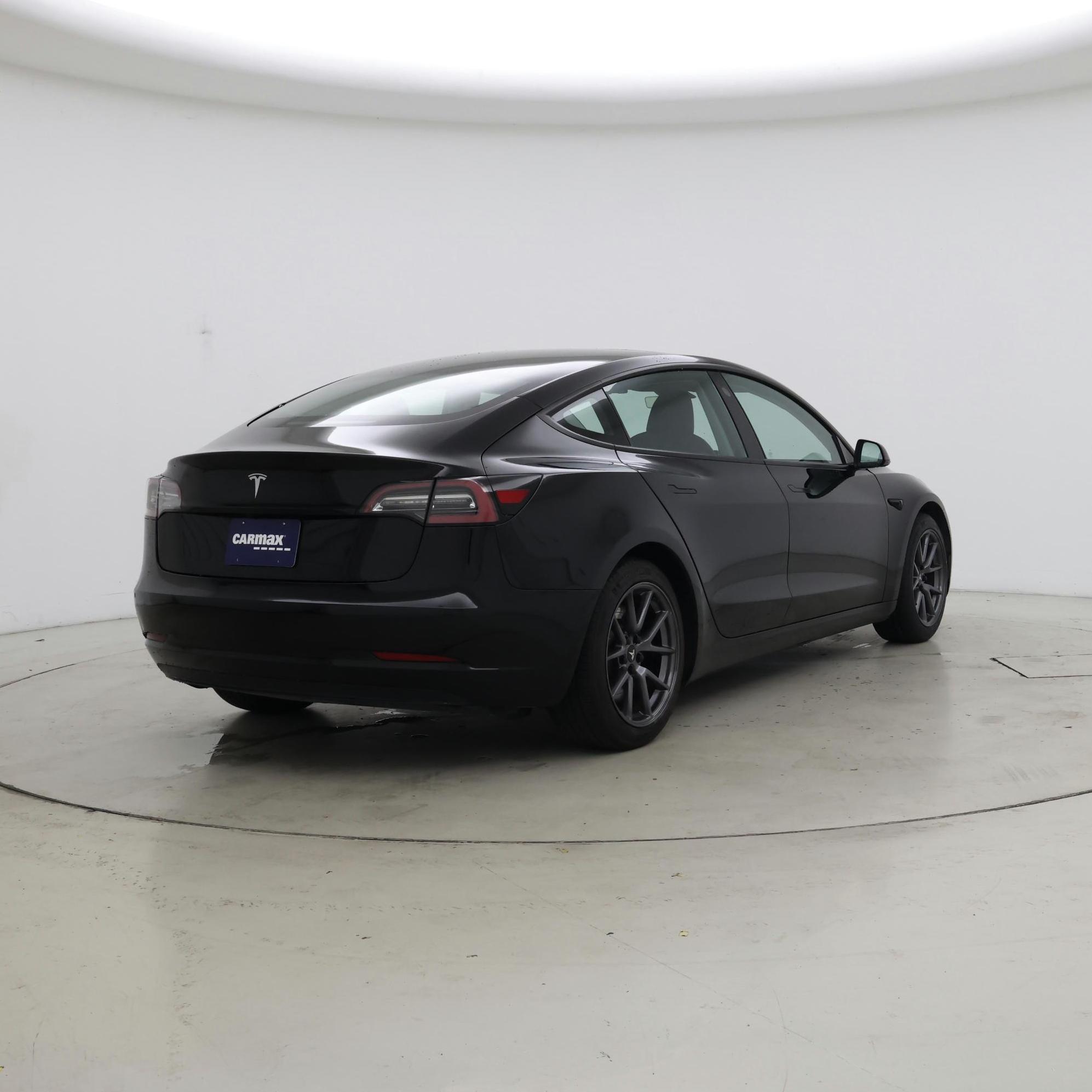 Thumbnail: 2021 Tesla Model 3 - 8