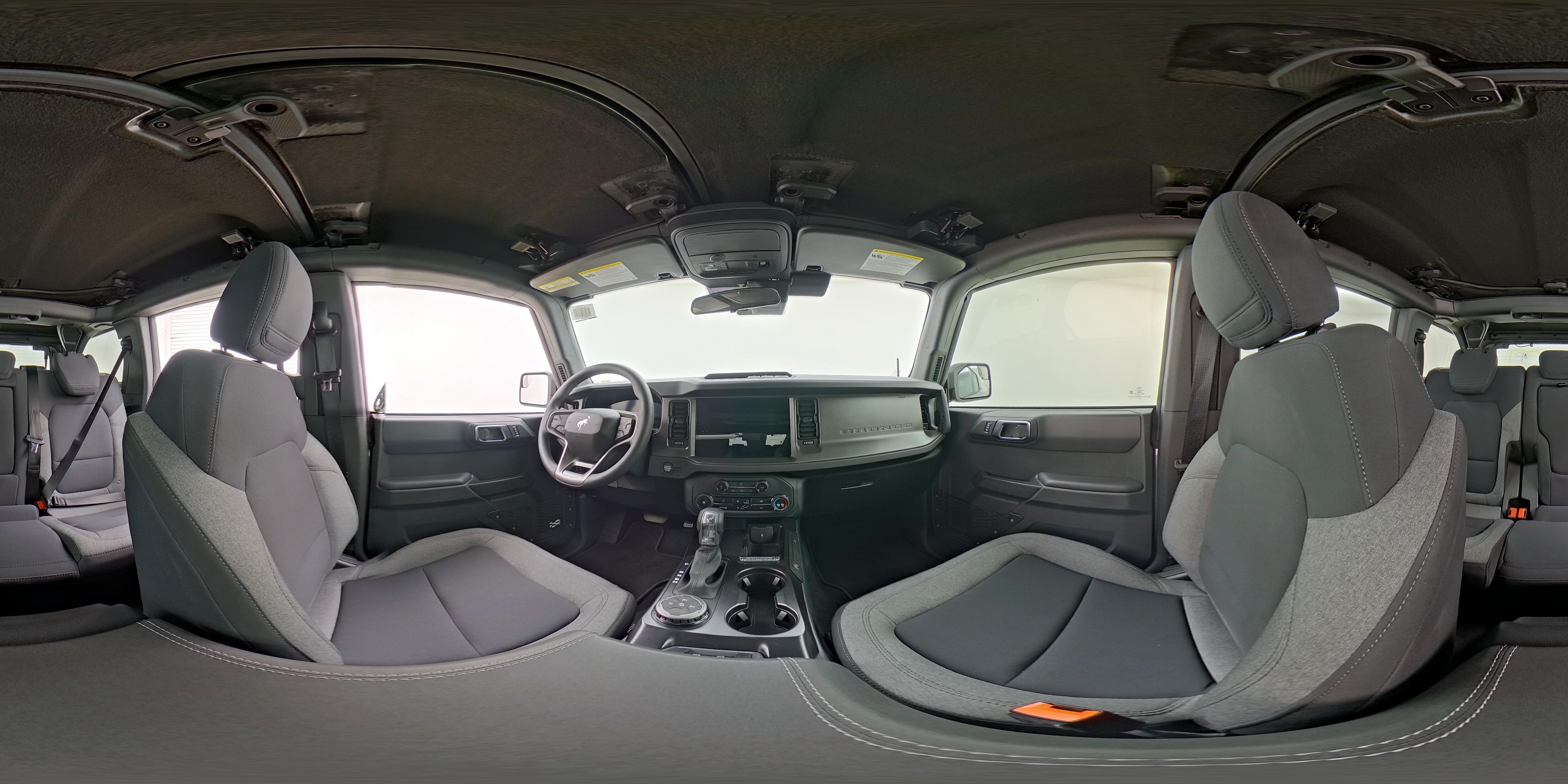 2025 Ford Bronco 4-Door Base - Photo 24