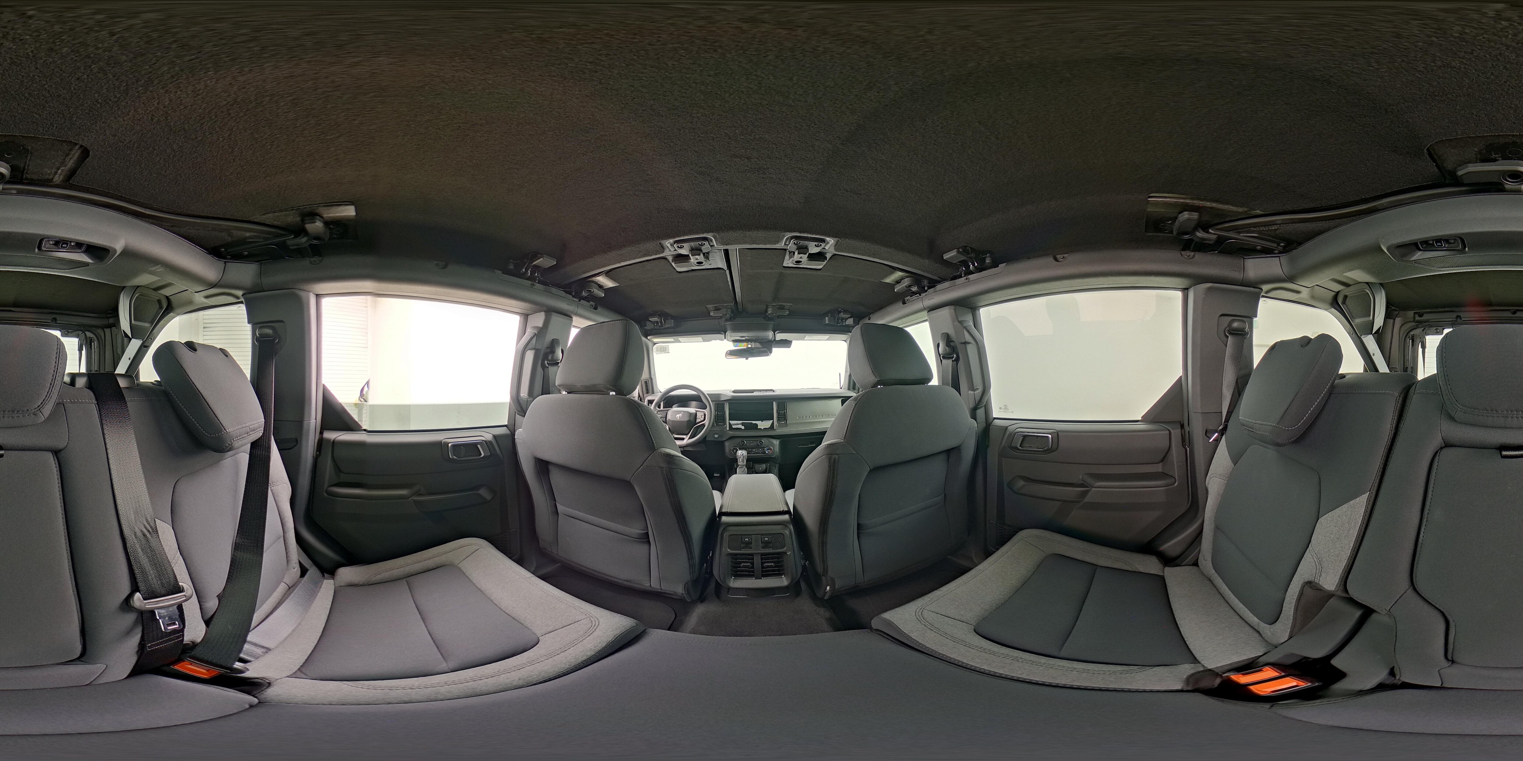2025 Ford Bronco 4-Door Base - Photo 25