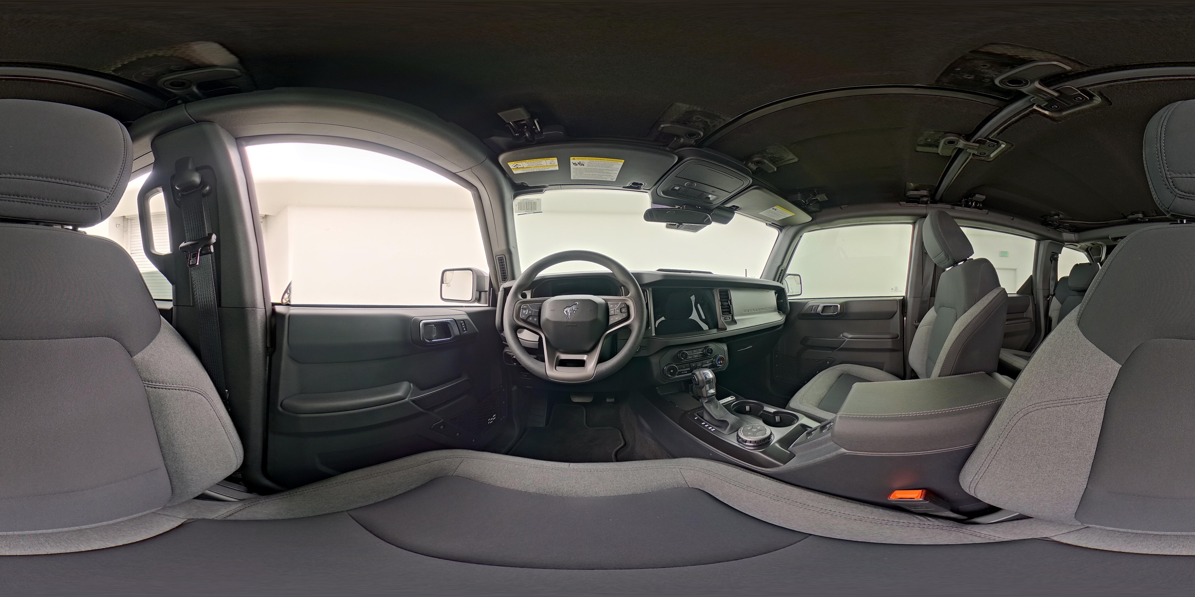 2025 Ford Bronco 4-Door Base - Photo 26