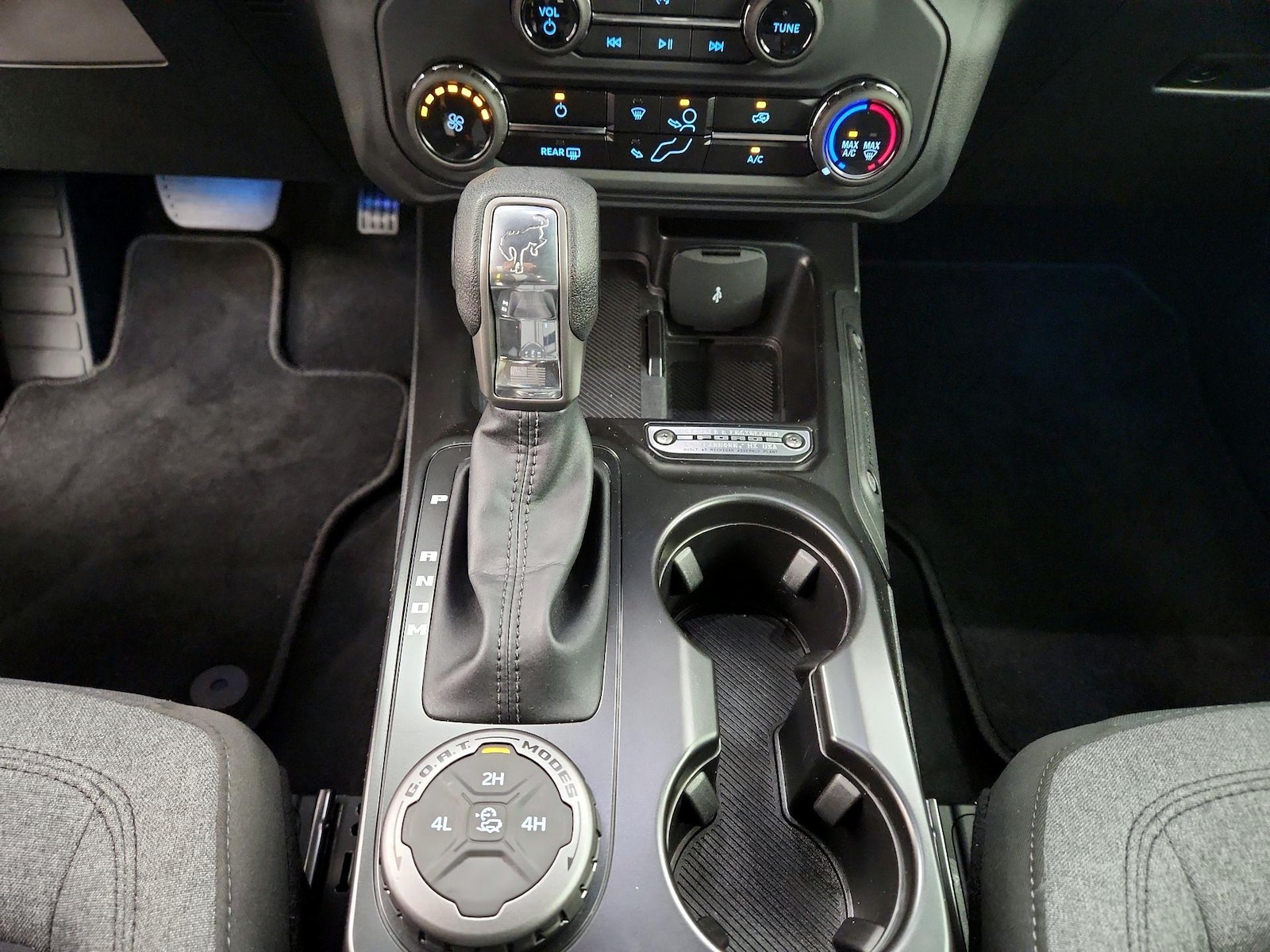 2025 Ford Bronco 4-Door Base - Photo 18