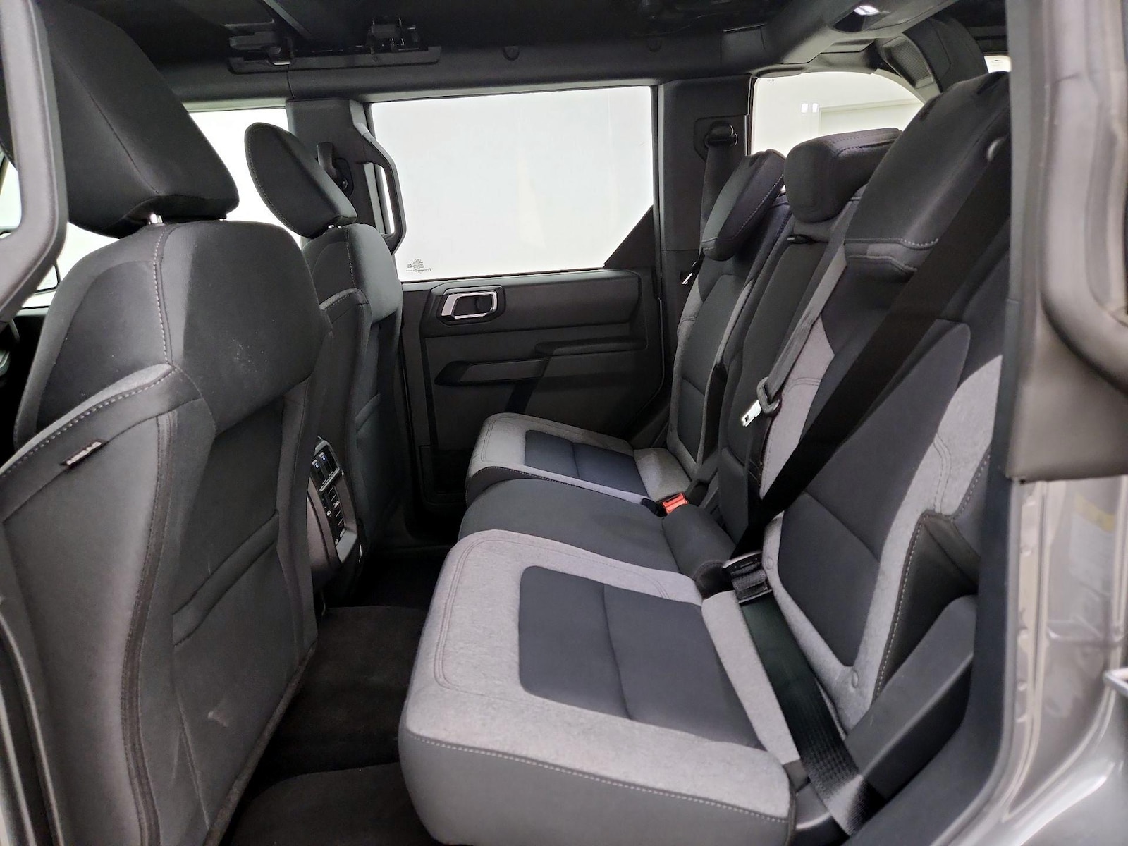 2025 Ford Bronco 4-Door Base - Photo 20