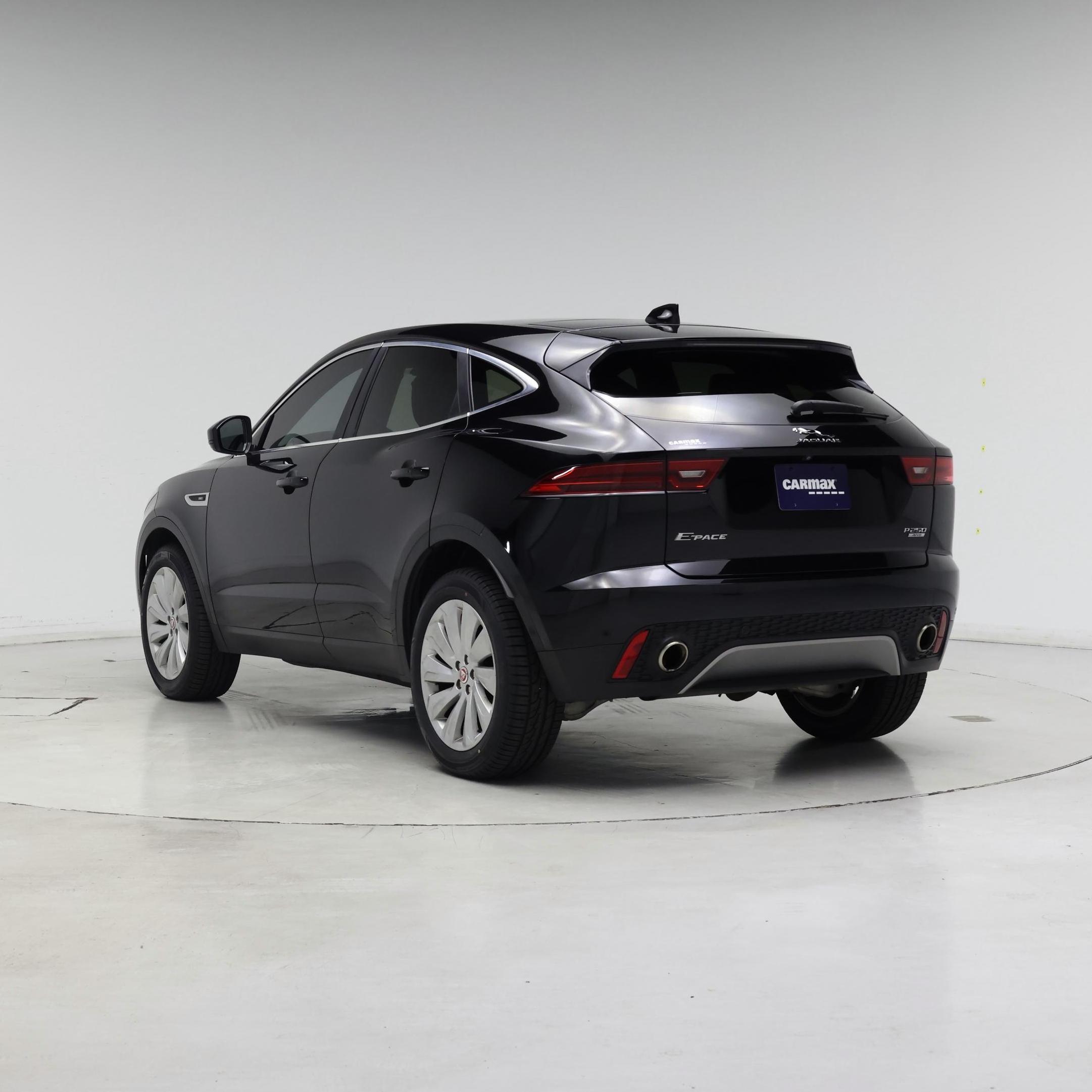 Thumbnail: 2019 Jaguar E-Pace - 2