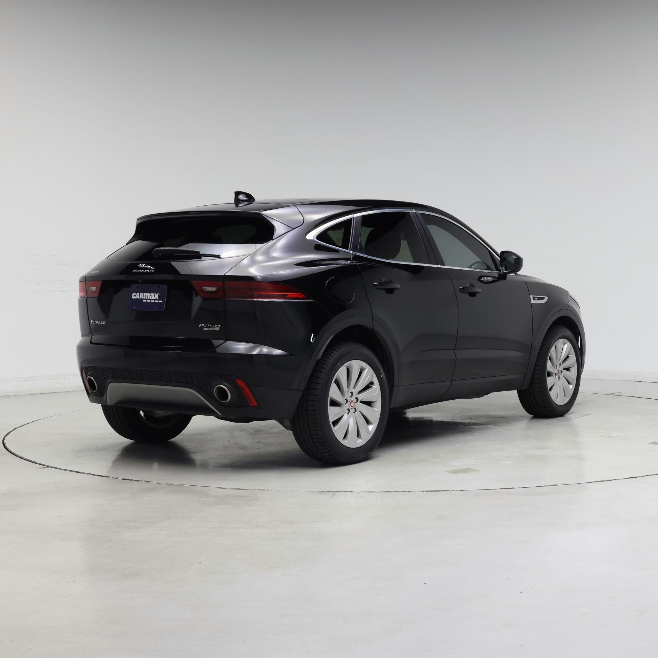Thumbnail: 2019 Jaguar E-Pace - 8