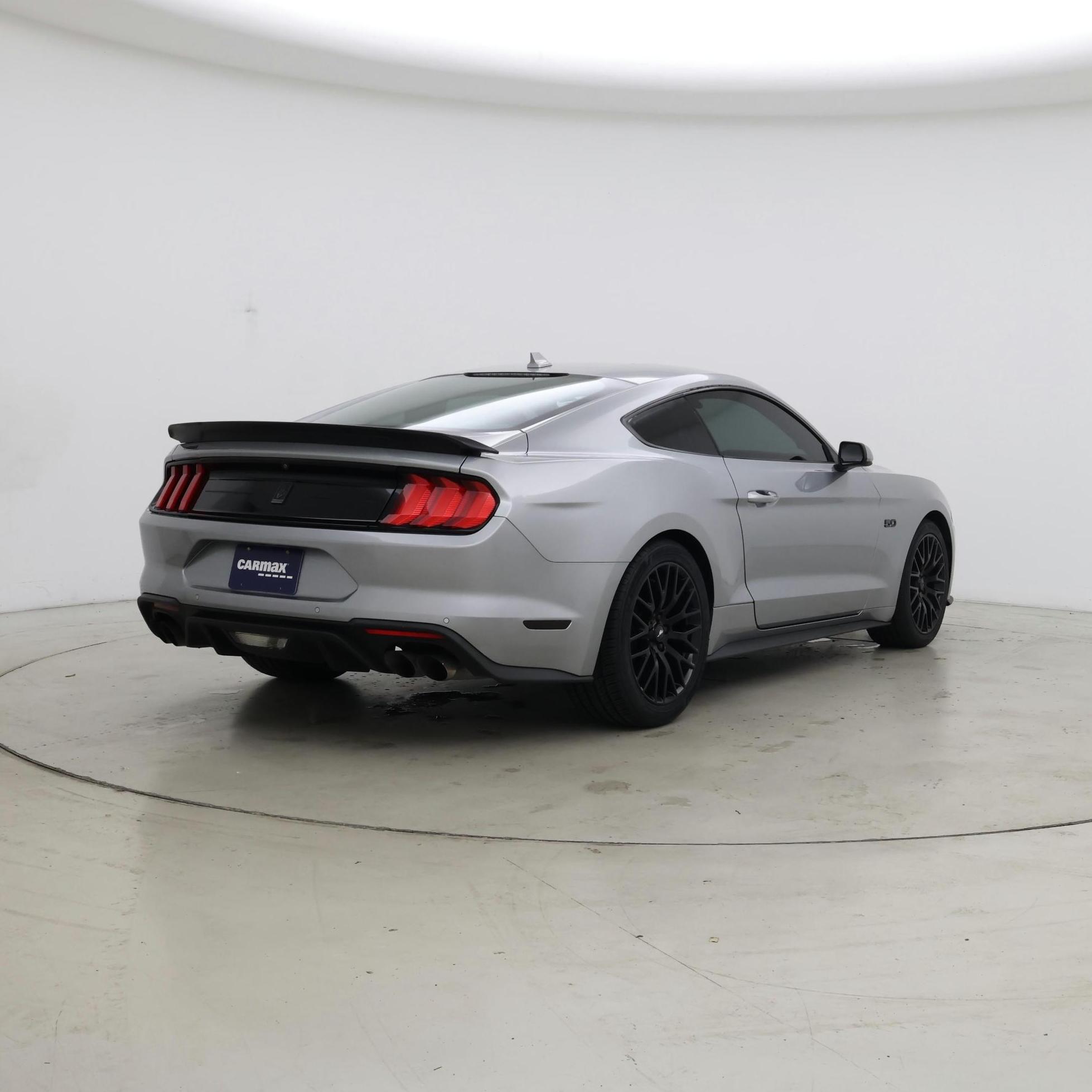 Thumbnail: 2022 Ford Mustang - 8
