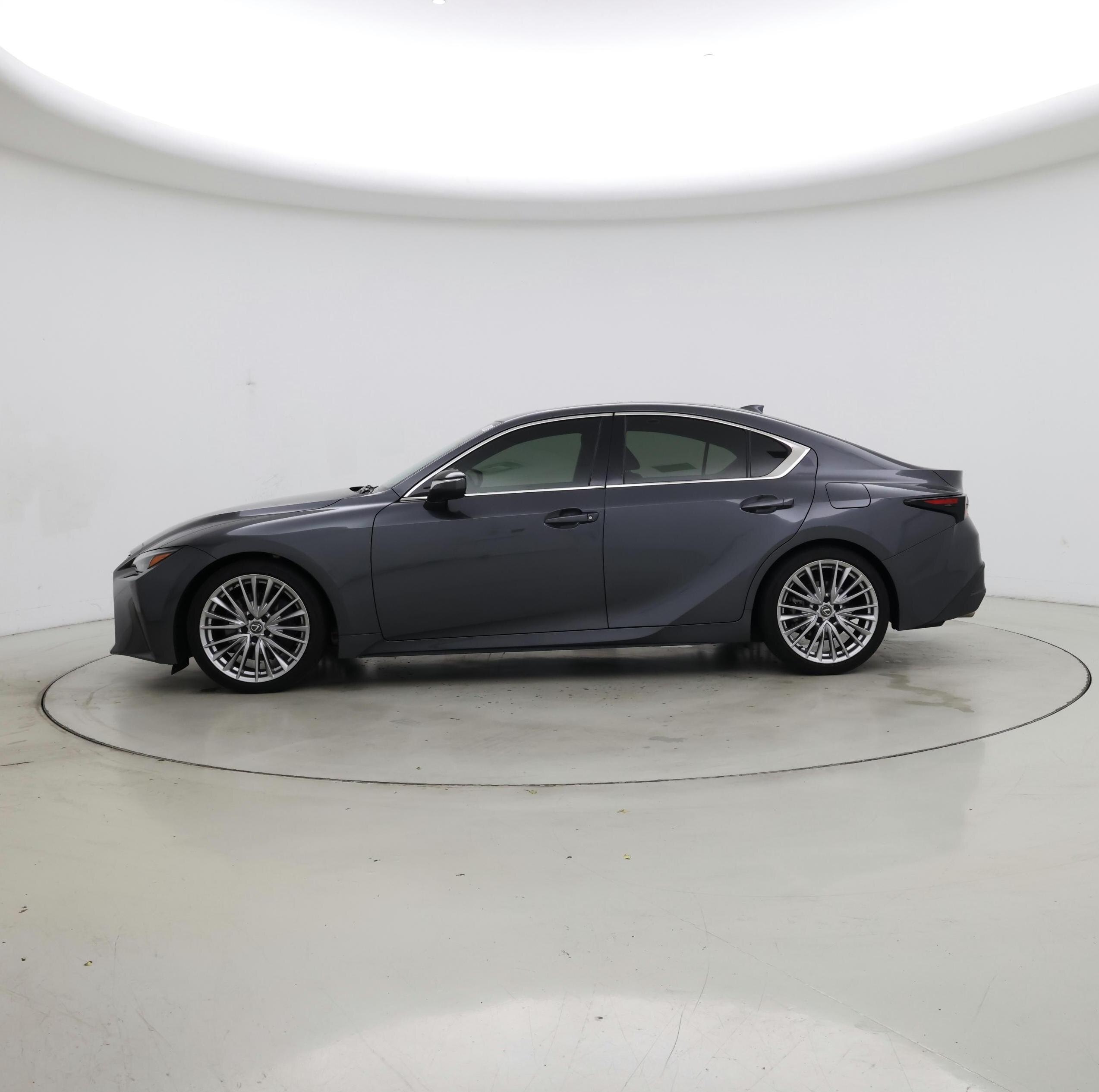 Thumbnail: 2023 Lexus IS - 3