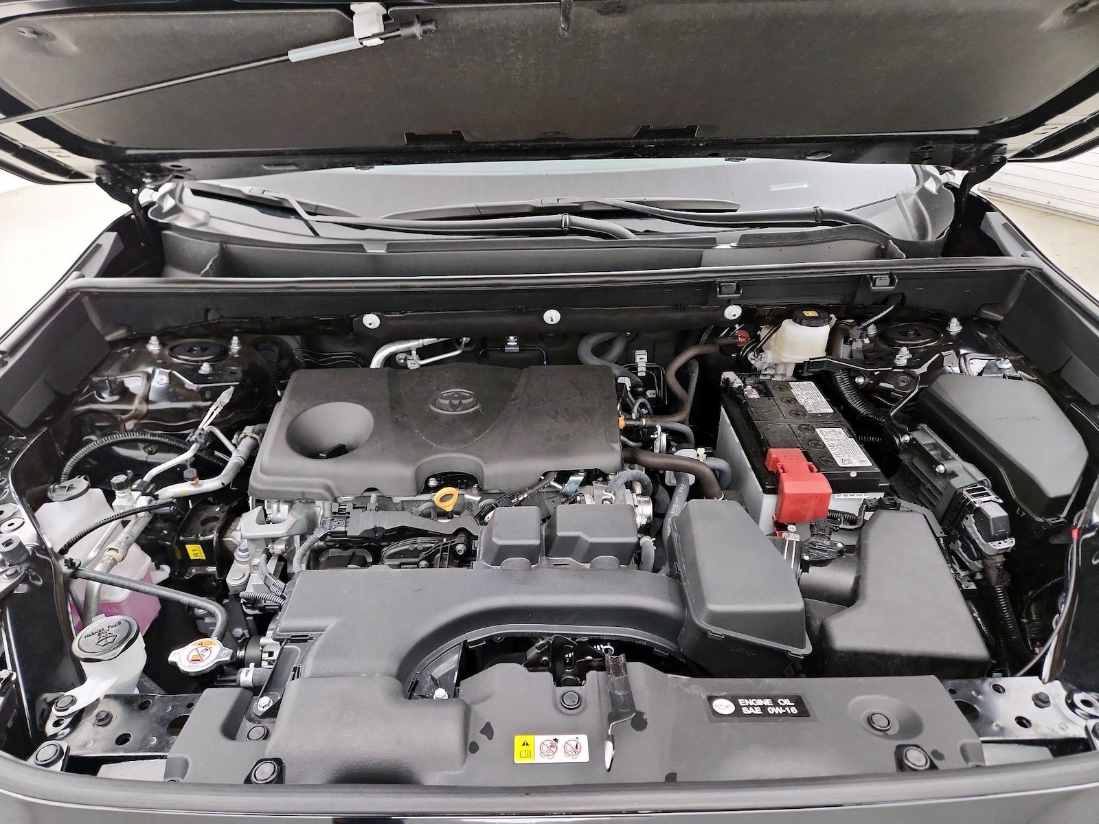 2025 Toyota RAV4 XLE Premium - Photo 23