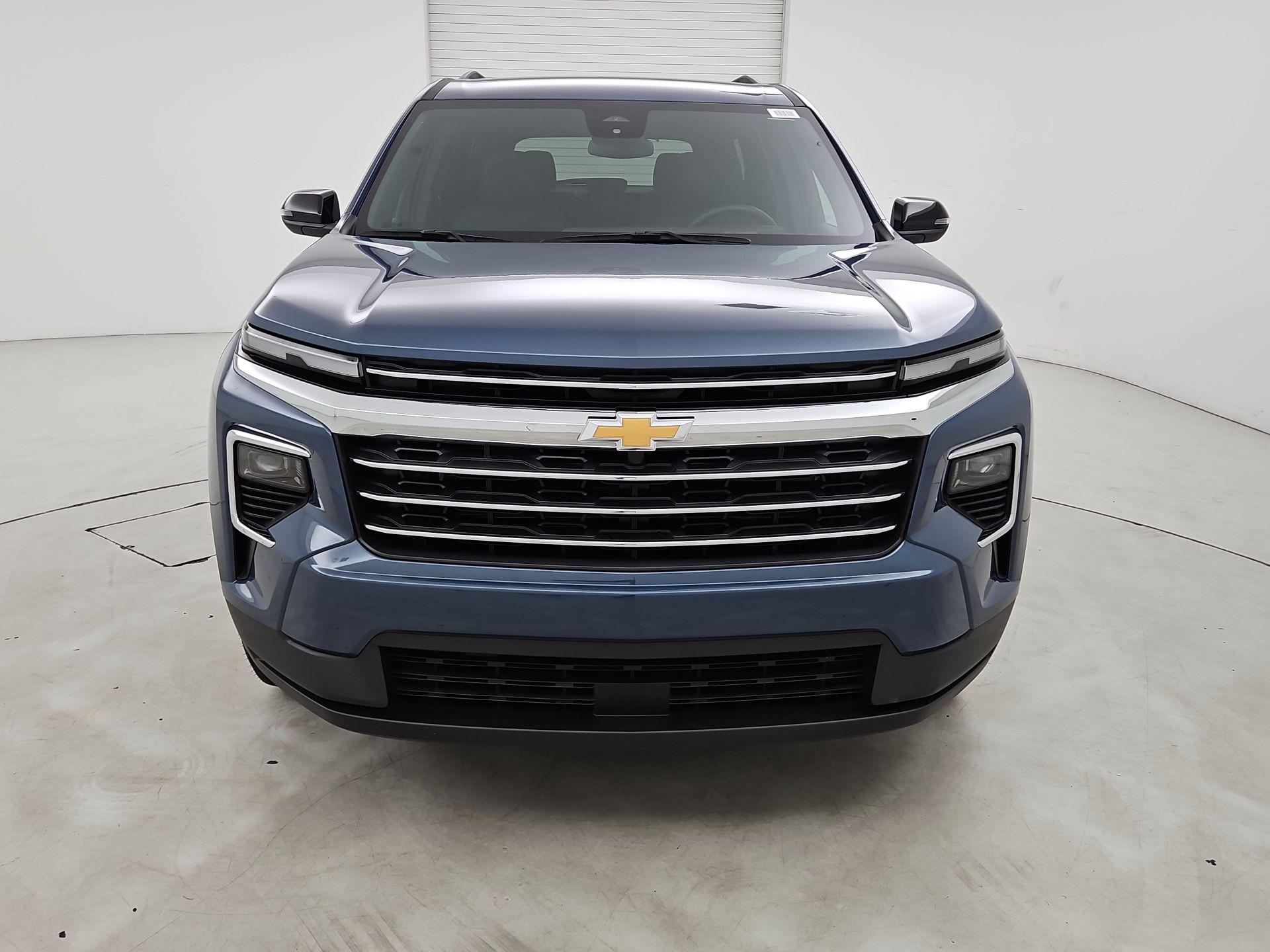 Thumbnail: 2025 Chevrolet Traverse - 2