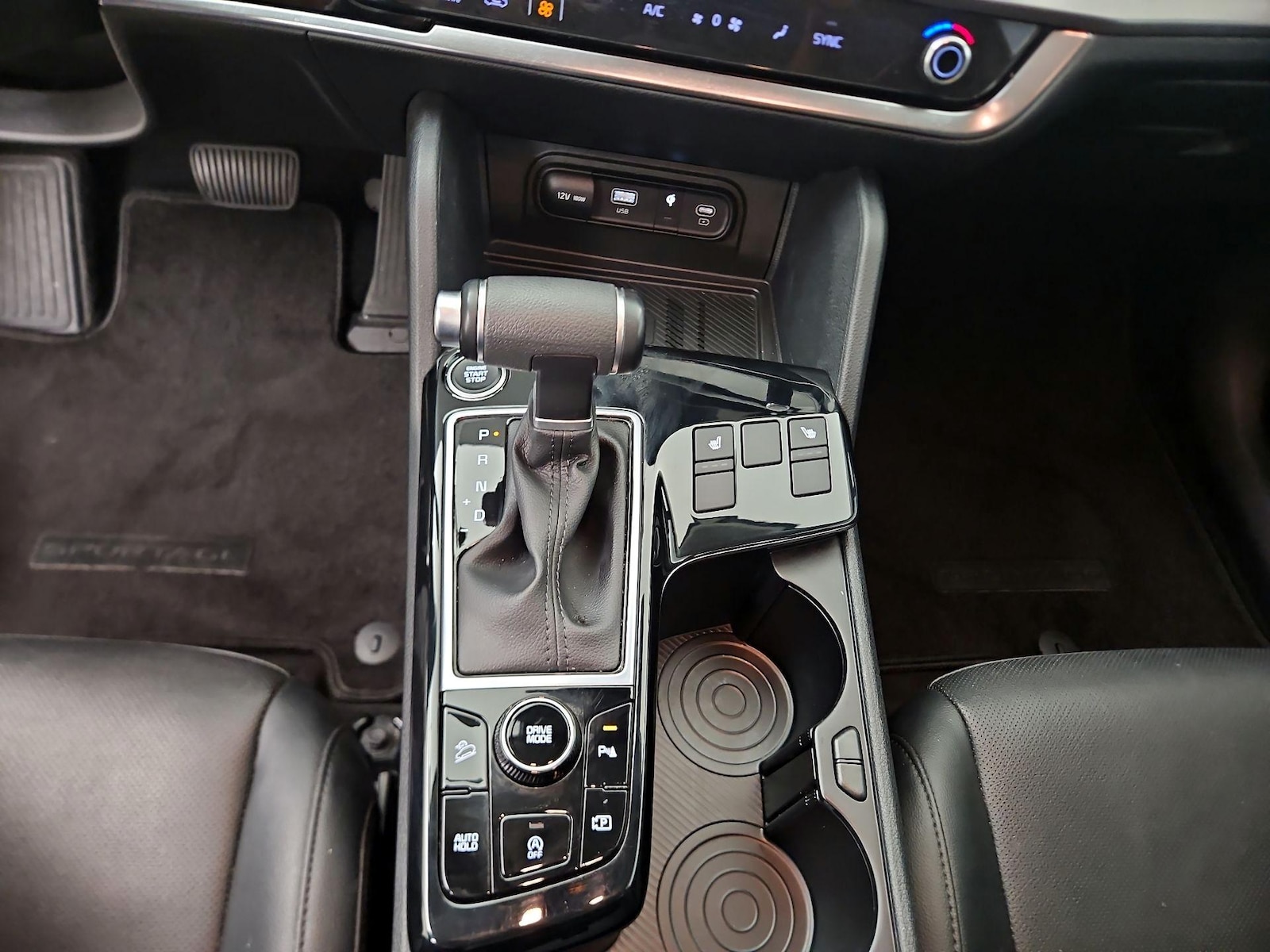 2023 Kia Sportage EX - Photo 17