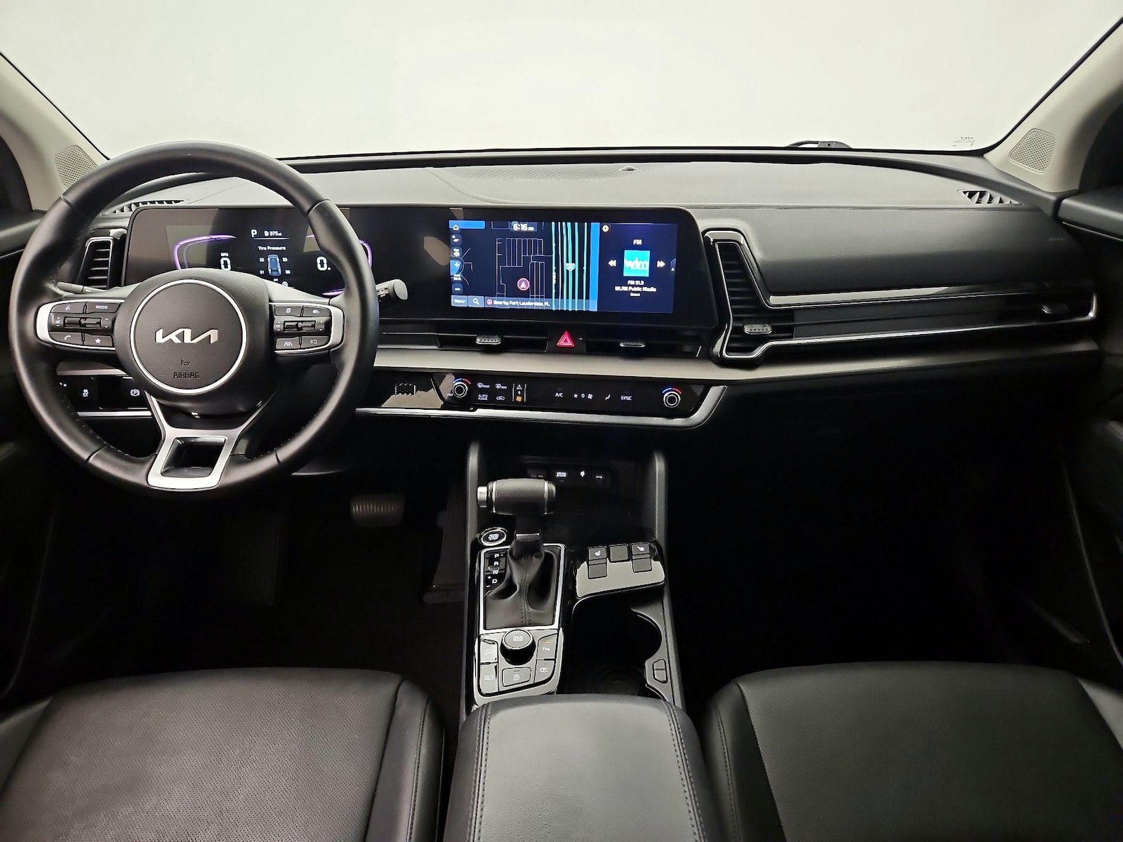 2023 Kia Sportage EX - Photo 8