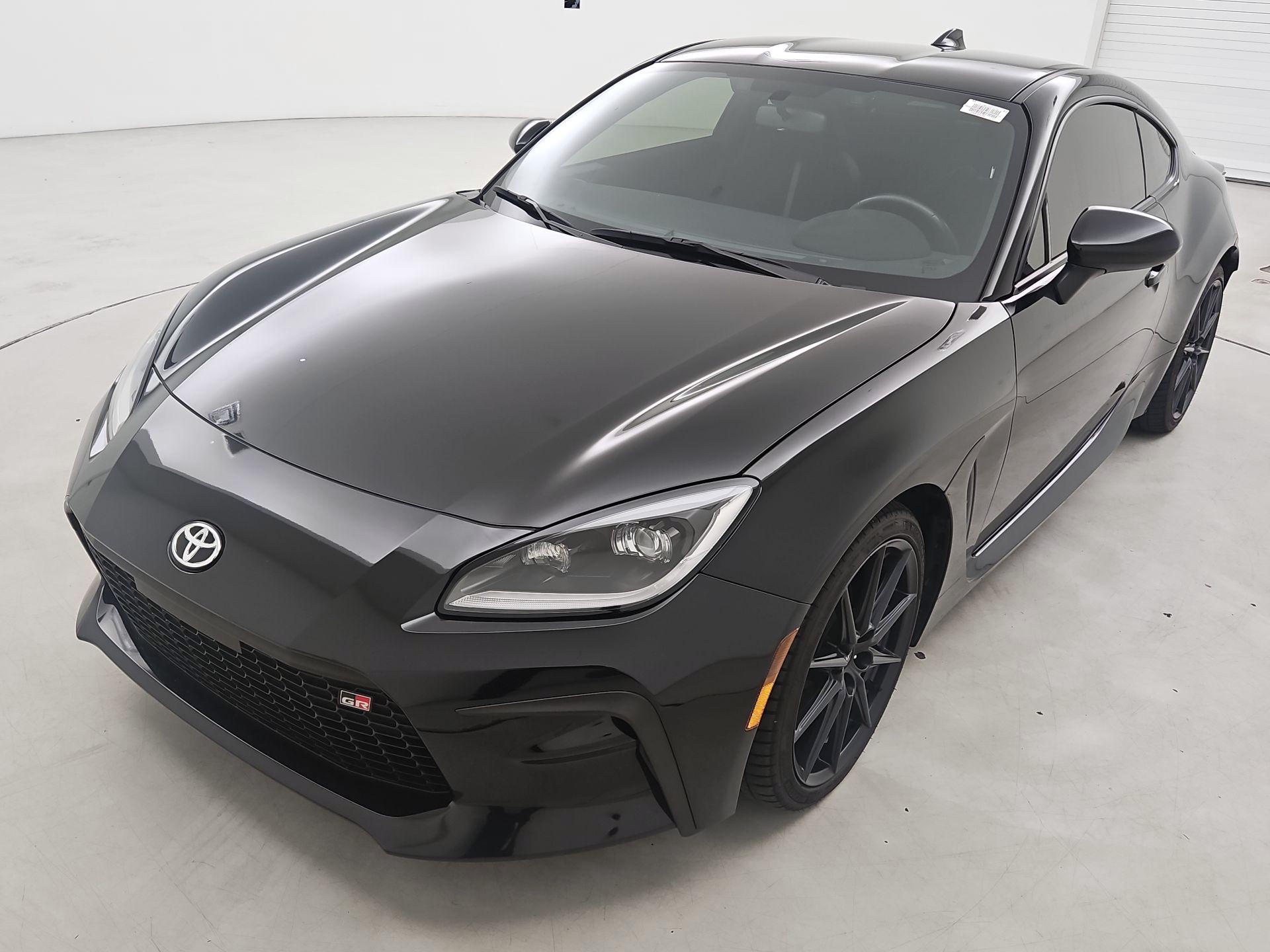 Thumbnail: 2025 Toyota GR86 - 3