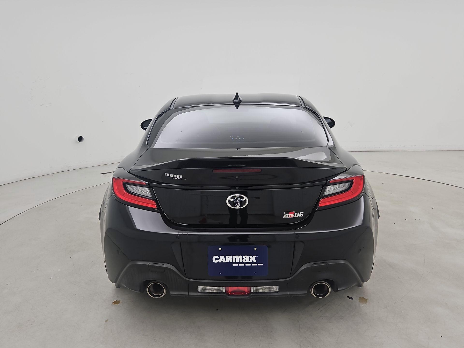 Thumbnail: 2025 Toyota GR86 - 6