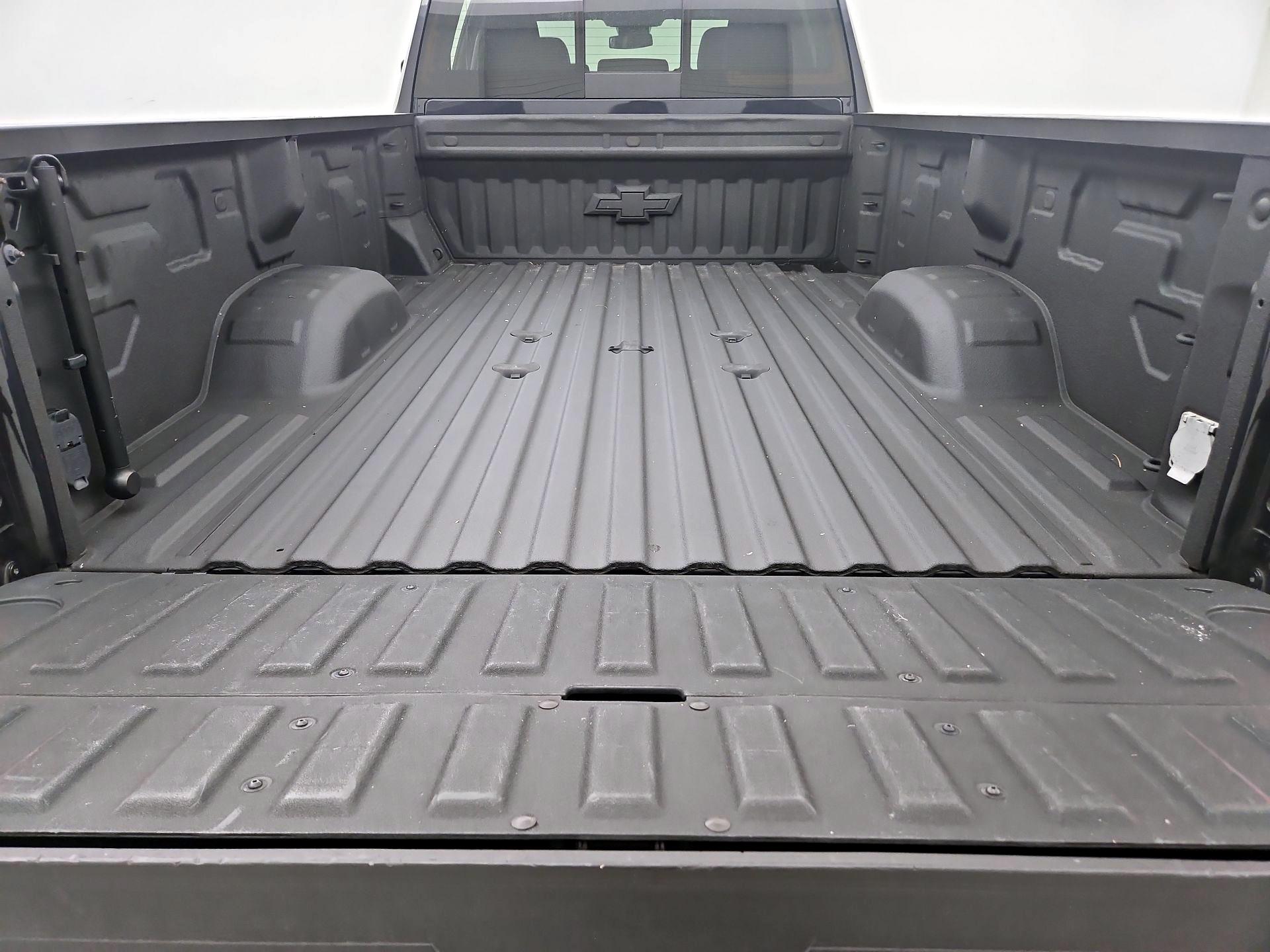 Thumbnail: 2024 Chevrolet Silverado 3500 - 18