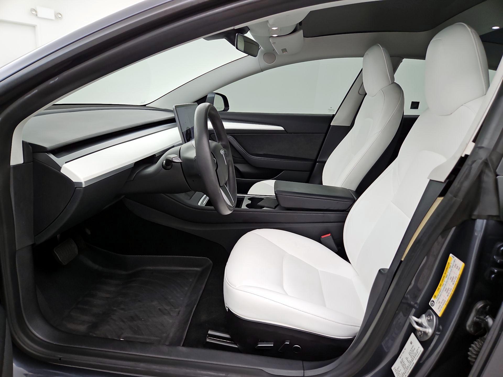 Thumbnail: 2022 Tesla Model 3 - 9