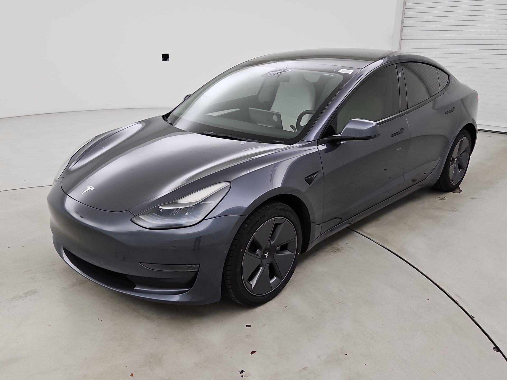 Thumbnail: 2022 Tesla Model 3 - 3