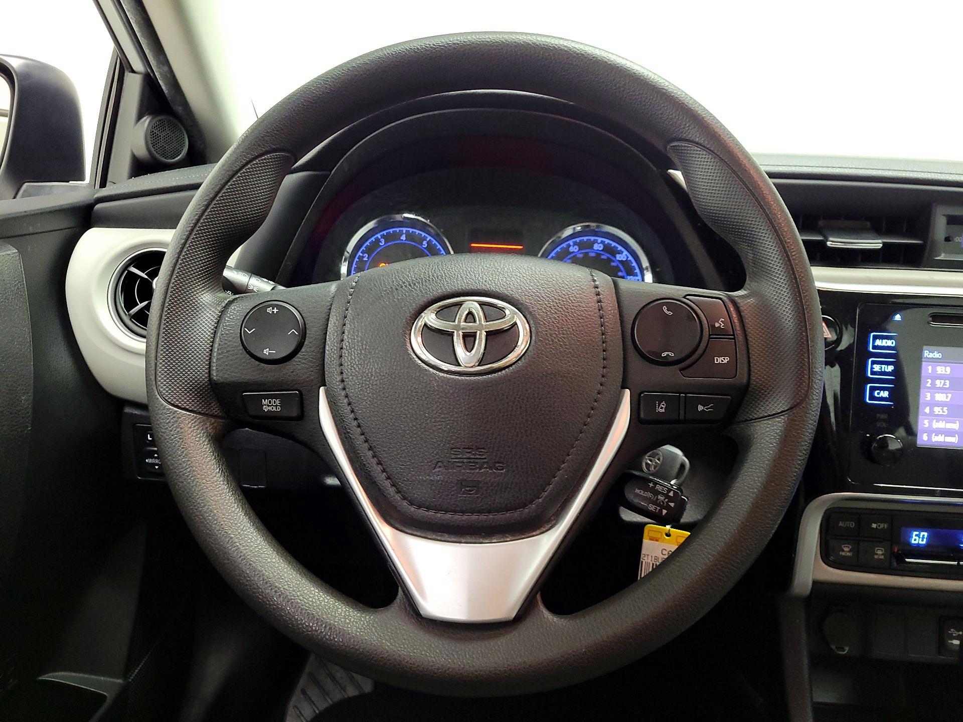 Thumbnail: 2019 Toyota Corolla - 10