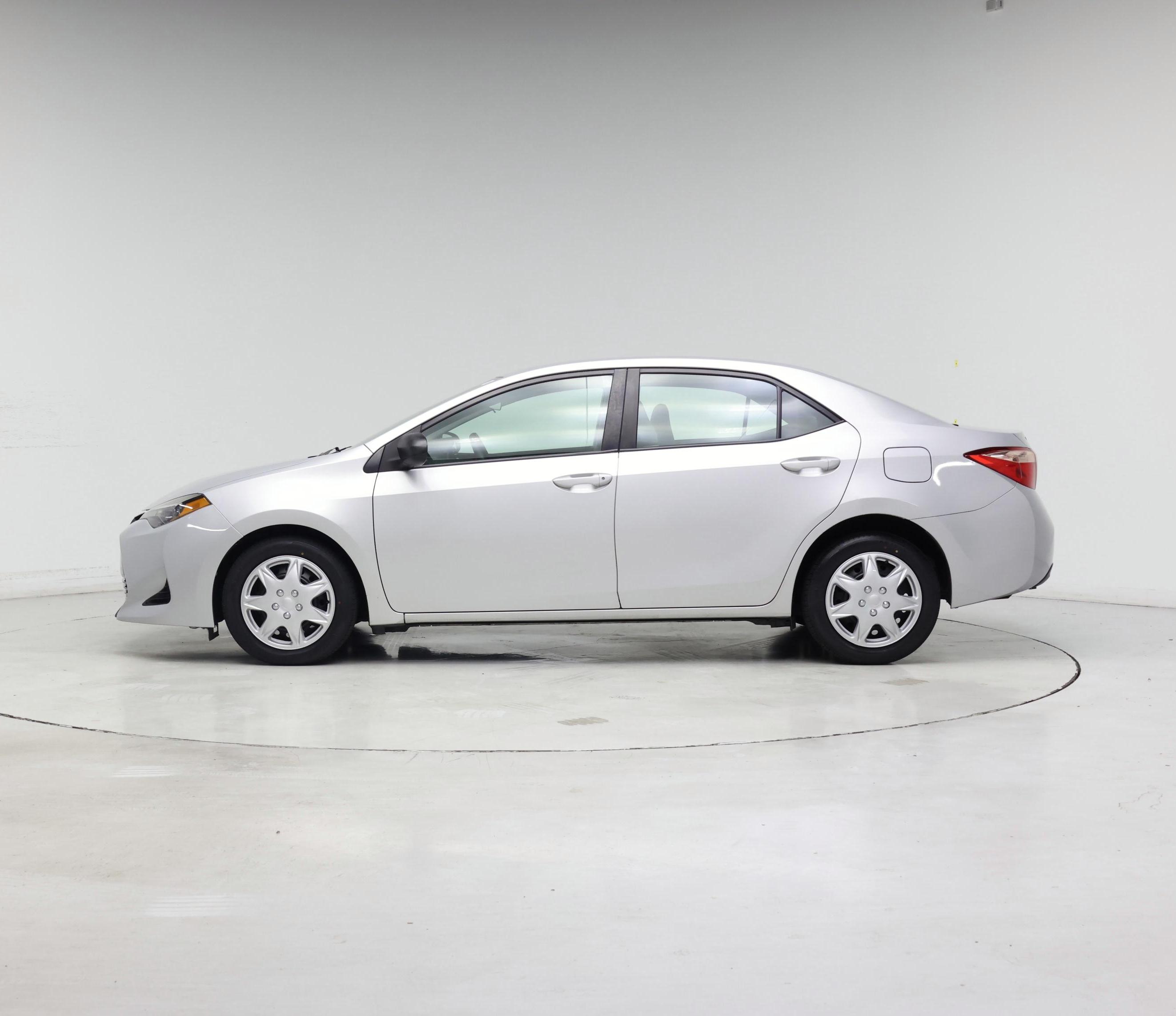 Thumbnail: 2019 Toyota Corolla - 3