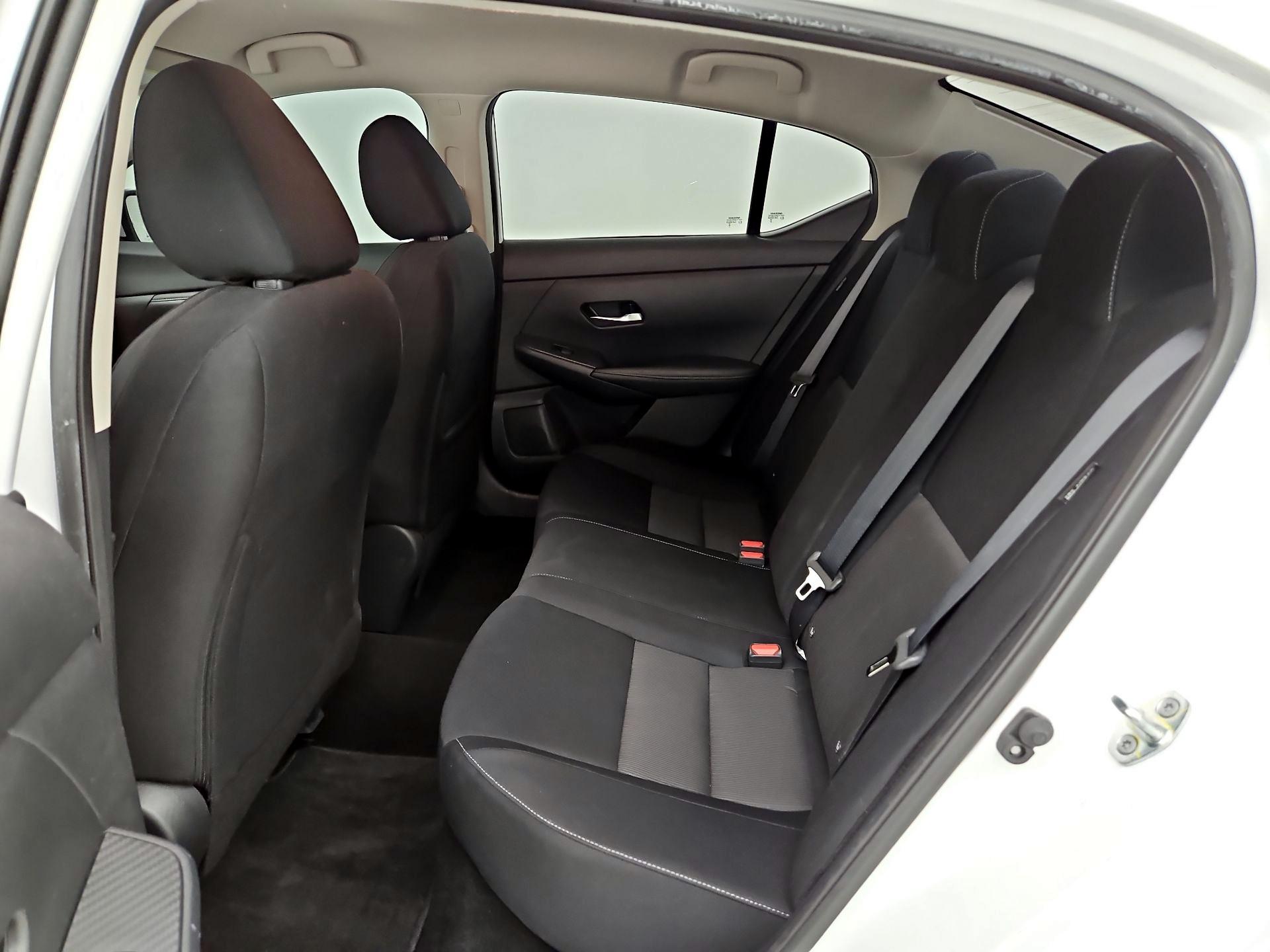 Thumbnail: 2023 Nissan Sentra - 17