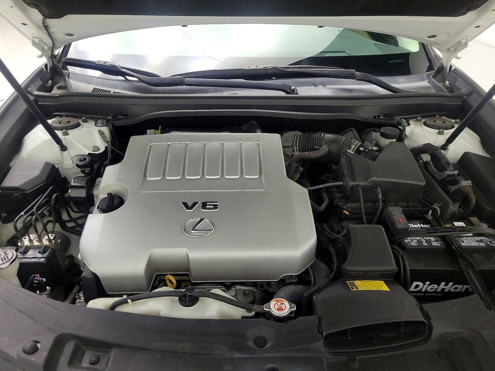 2014 Lexus ES 350 - Photo 24