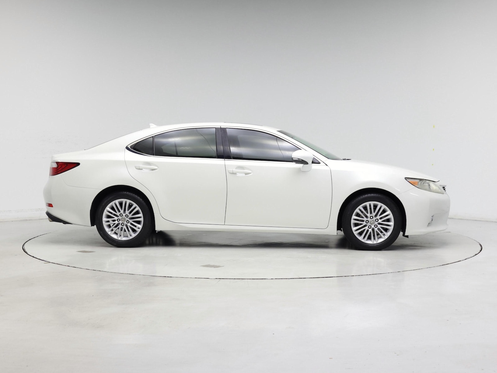 2014 Lexus ES 350 - Photo 8