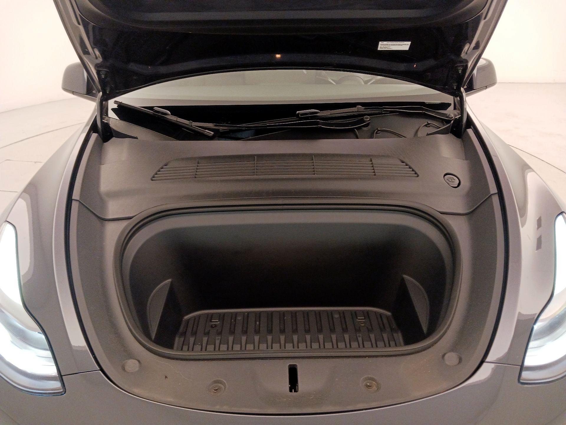 Thumbnail: 2024 Tesla Model Y - 20