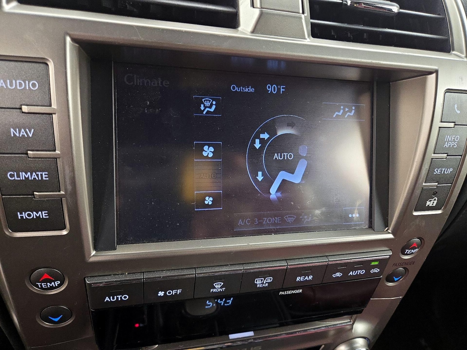 2021 Lexus GX PREMIUM - Photo 18