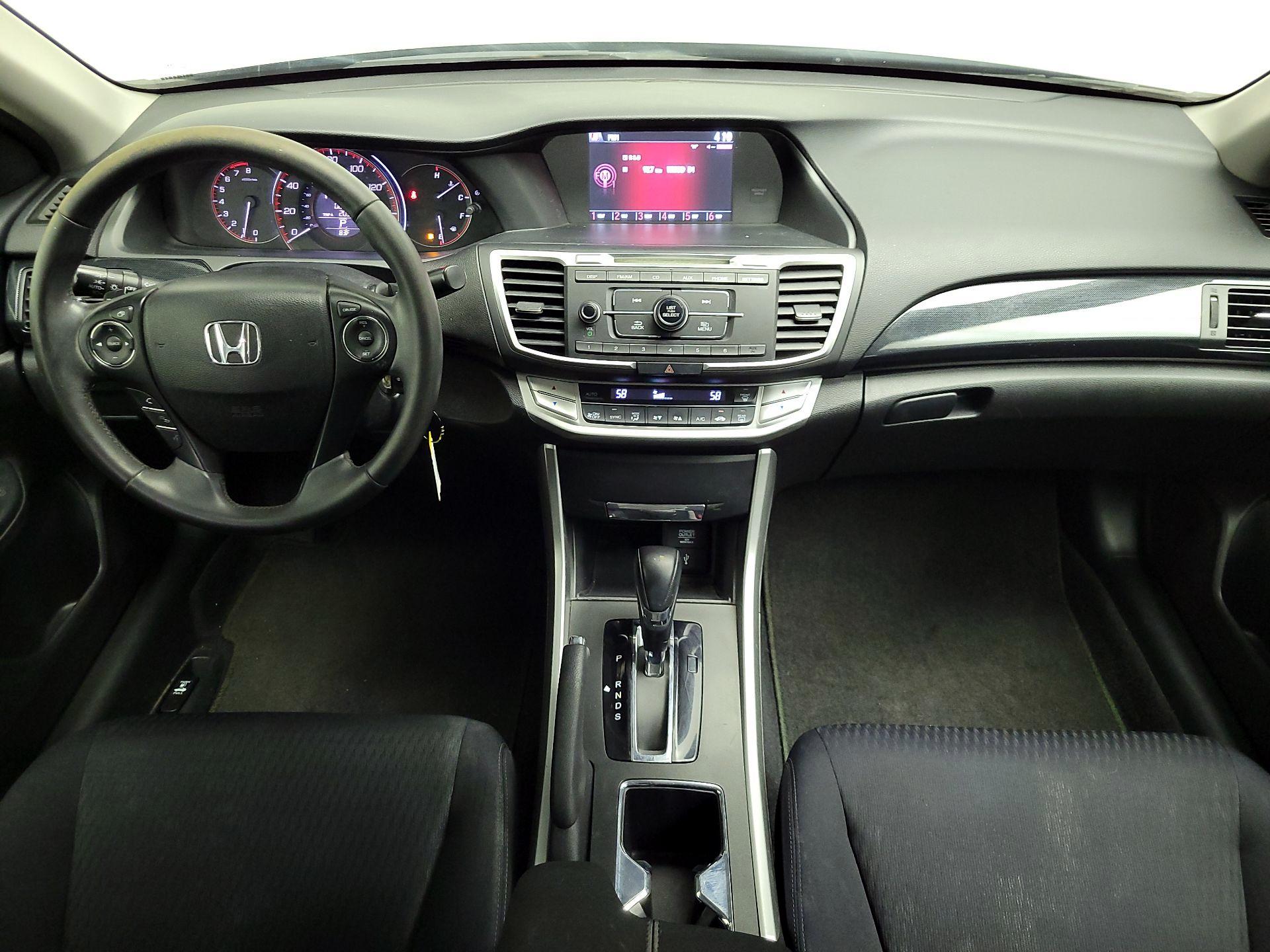 Thumbnail: 2015 Honda Accord - 9