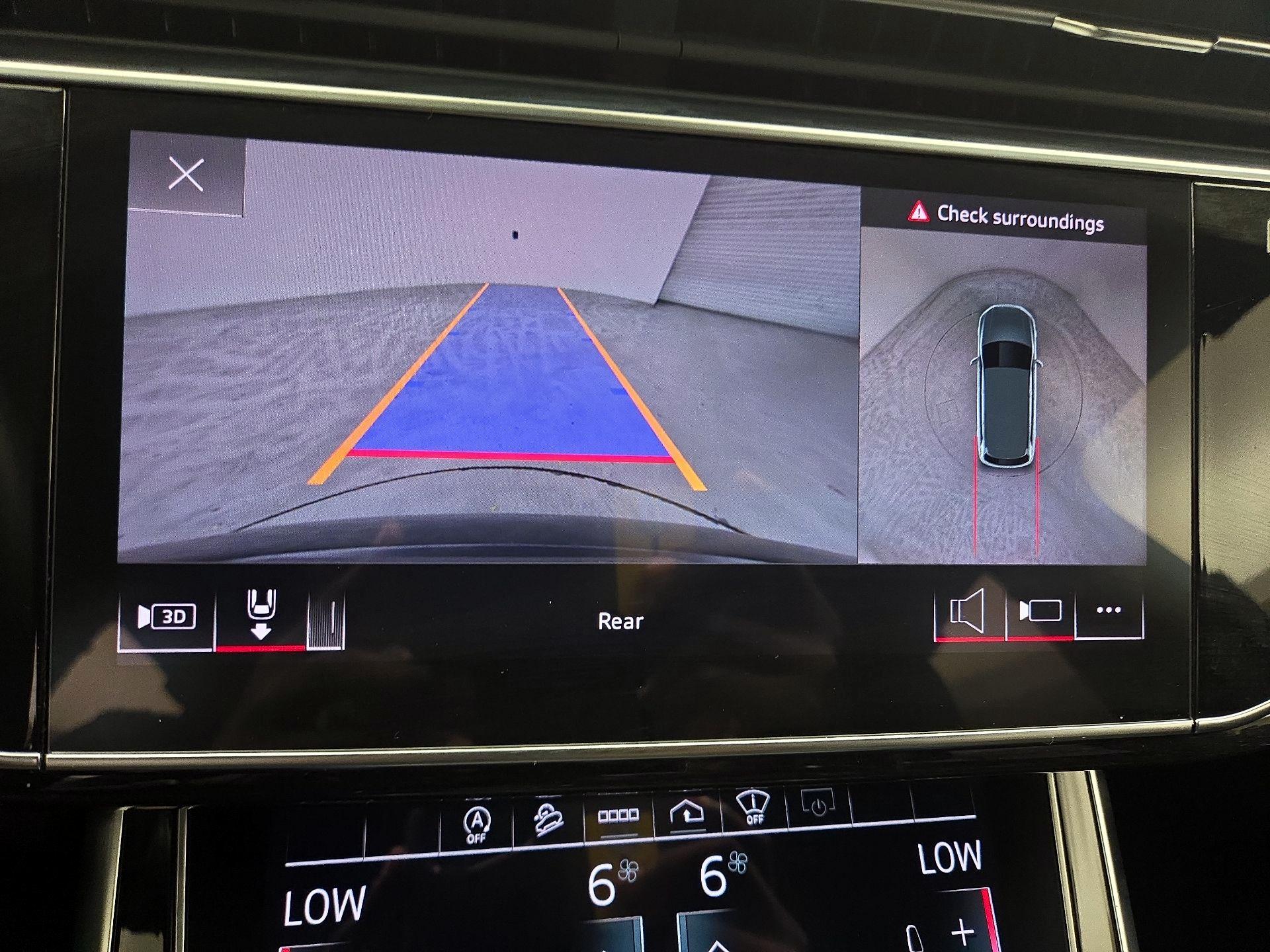 Thumbnail: 2021 Audi Q7 - 15