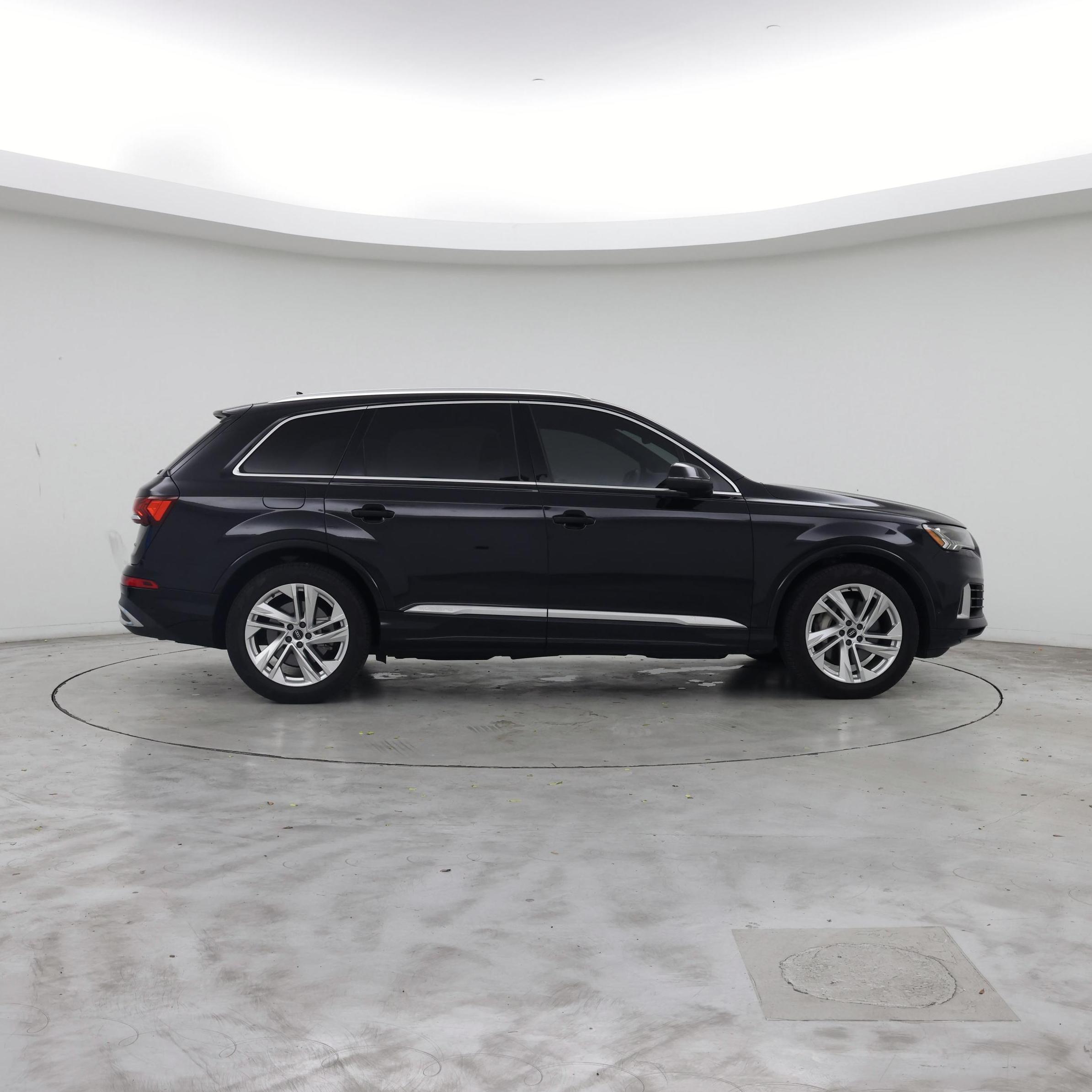 Thumbnail: 2021 Audi Q7 - 7